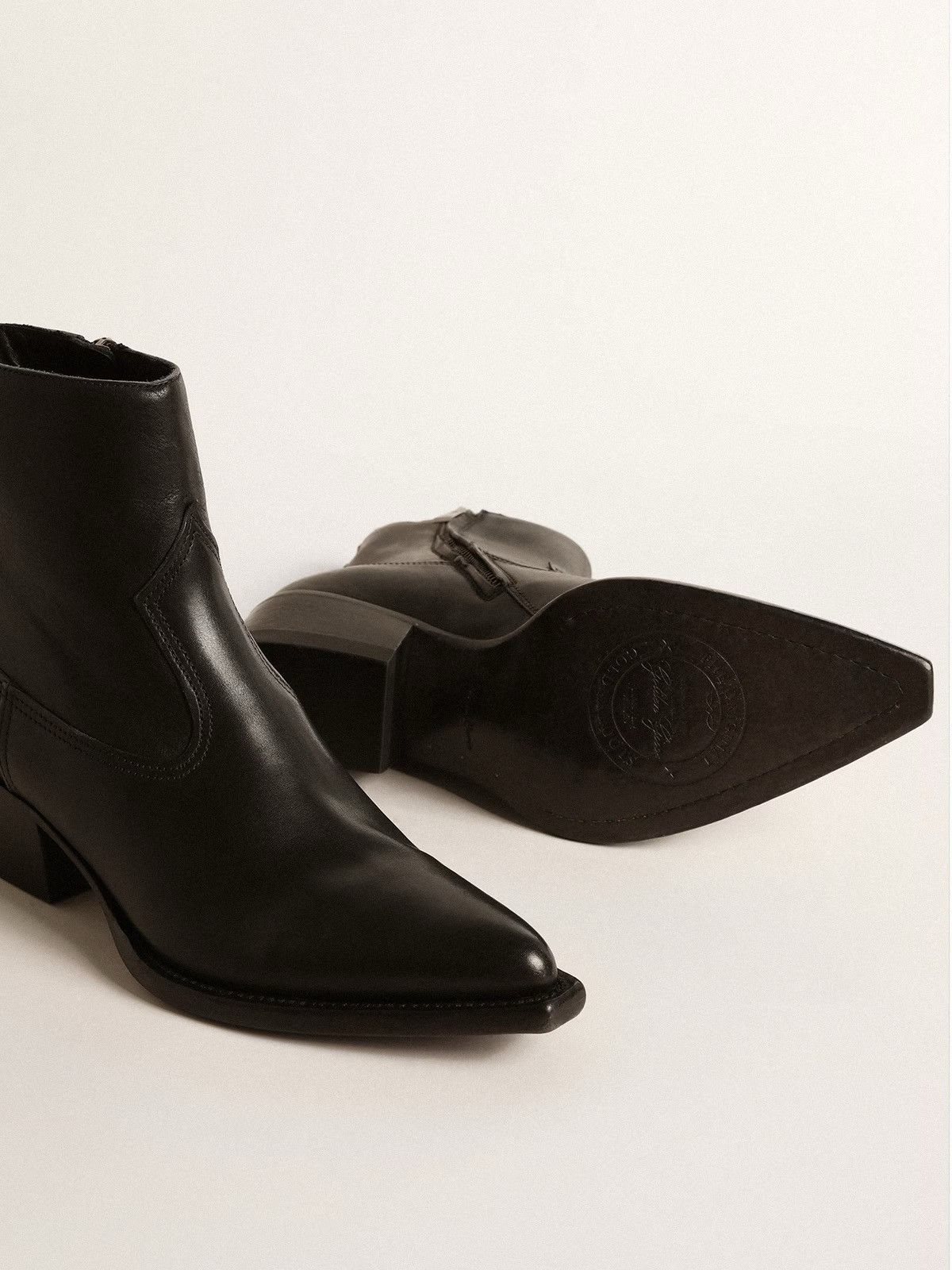 Golden Goose Debbie boot Size 37 EU Size US 7 / IT 37 - 5 Thumbnail