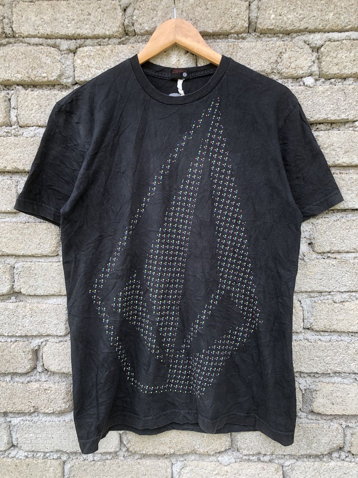 Vintage × Volcom Vintage Y2K Volcom Skullphone Artist Series Big Logo Tshirt Size US M / EU 48-50 / 2 - 1 Thumbnail