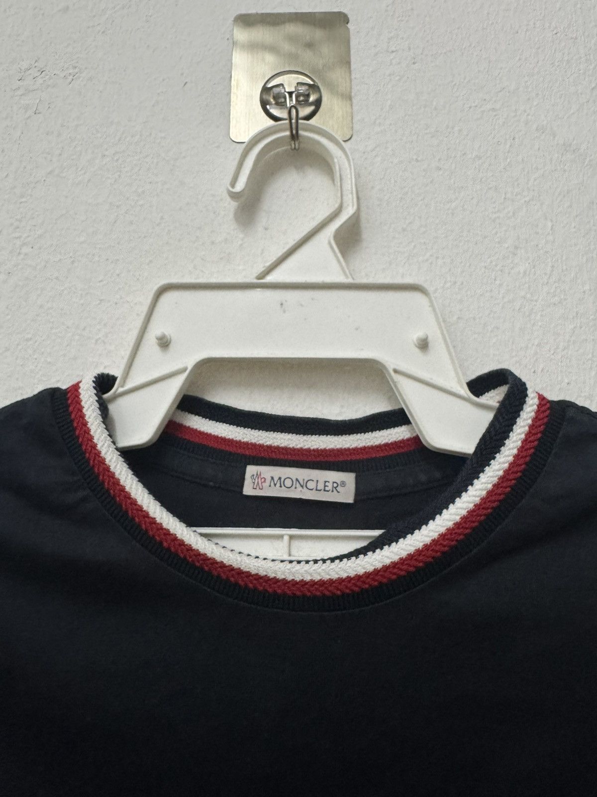 Moncler Moncler Maglia Roundneck T shirt Logo Size US S / EU 44-46 / 1 - 3 Thumbnail