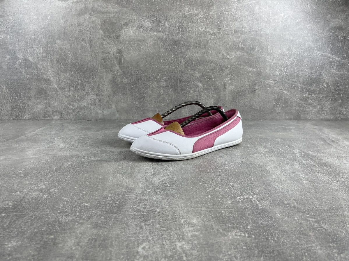 Puma × Vintage Vintage PUMA Archives White / Pink Leather Slip Shoes Size US 9 / IT 39 - 1 Thumbnail