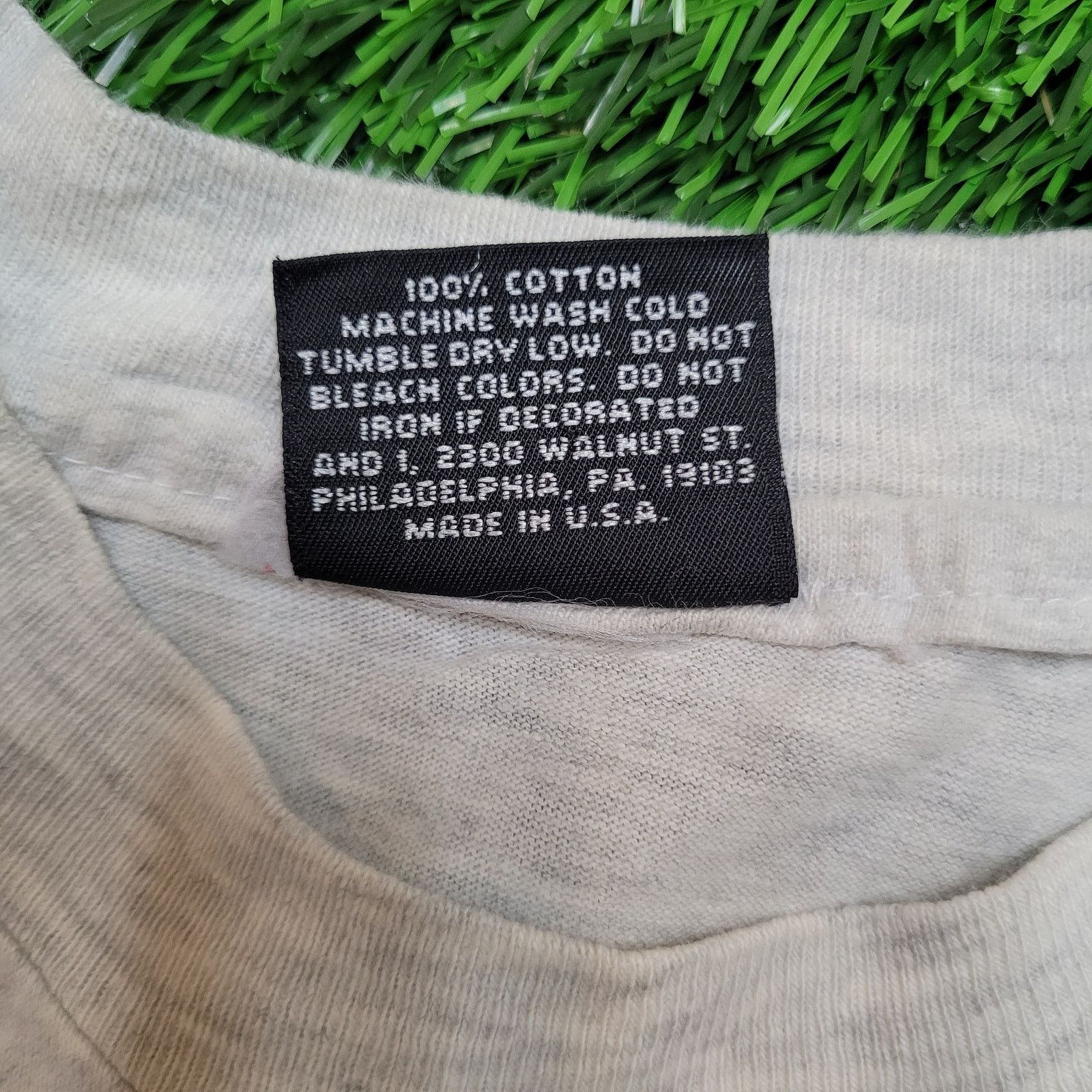 Vintage VTG 90s AND 1 Trash Talk Tee Mens M USA Streetball Size US M / EU 48-50 / 2 - 15 Thumbnail