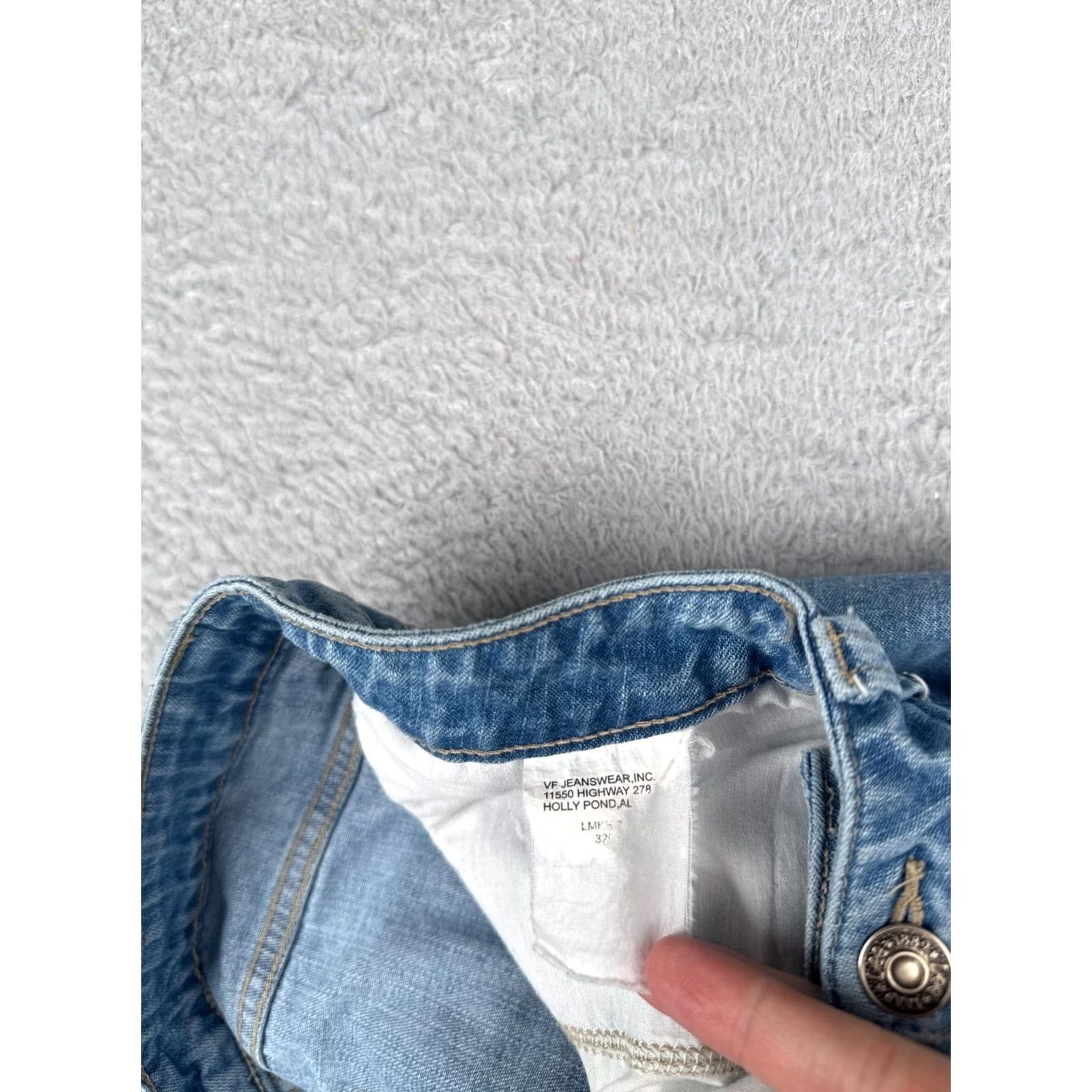 Lee Lee Jeans Women Jeans 30 Blue Denim Crop Embroidered Paisley Mid Rise 30x22 - Regular, 5-Pocket, Distressed, Bootcut, Cotton, Zip - Lee - Women Size 30" / US 8 / IT 44 - 6 Thumbnail