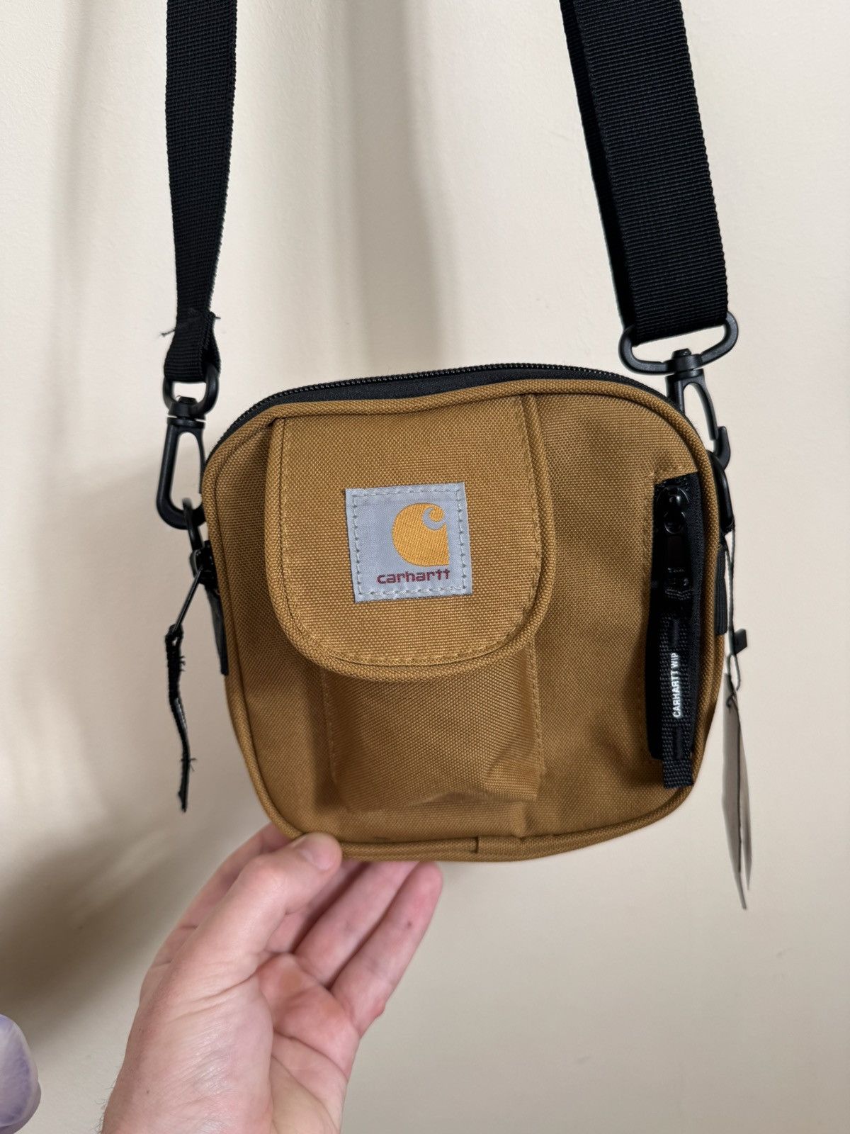 Carhartt Carhartt WIP Essentials Bag Crossbody Shoulder Bag Sand Size ONE SIZE - 9 Thumbnail