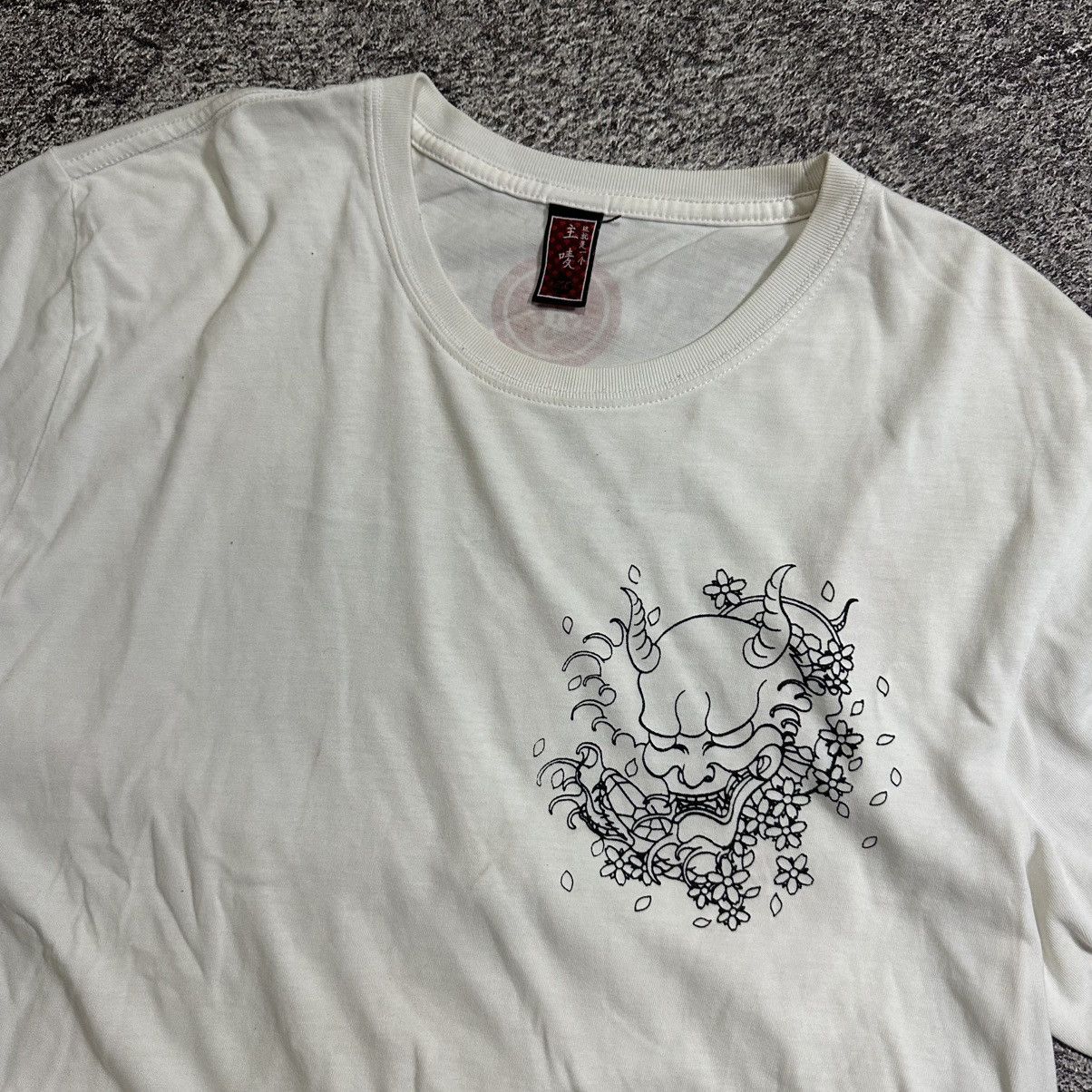 Beauty Beast TSHIRT BLANC ET ROUGE JAPANESE DEMONS Size US L / EU 52-54 / 3 - 5 Thumbnail