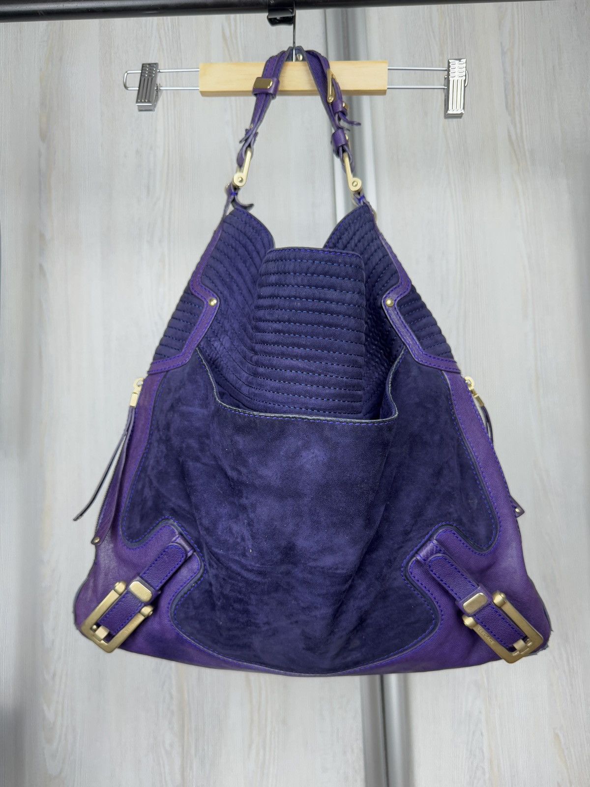 Versace Versace Made in Italy Suede leather hobo handle shoulder bag Size ONE SIZE - 2 Thumbnail