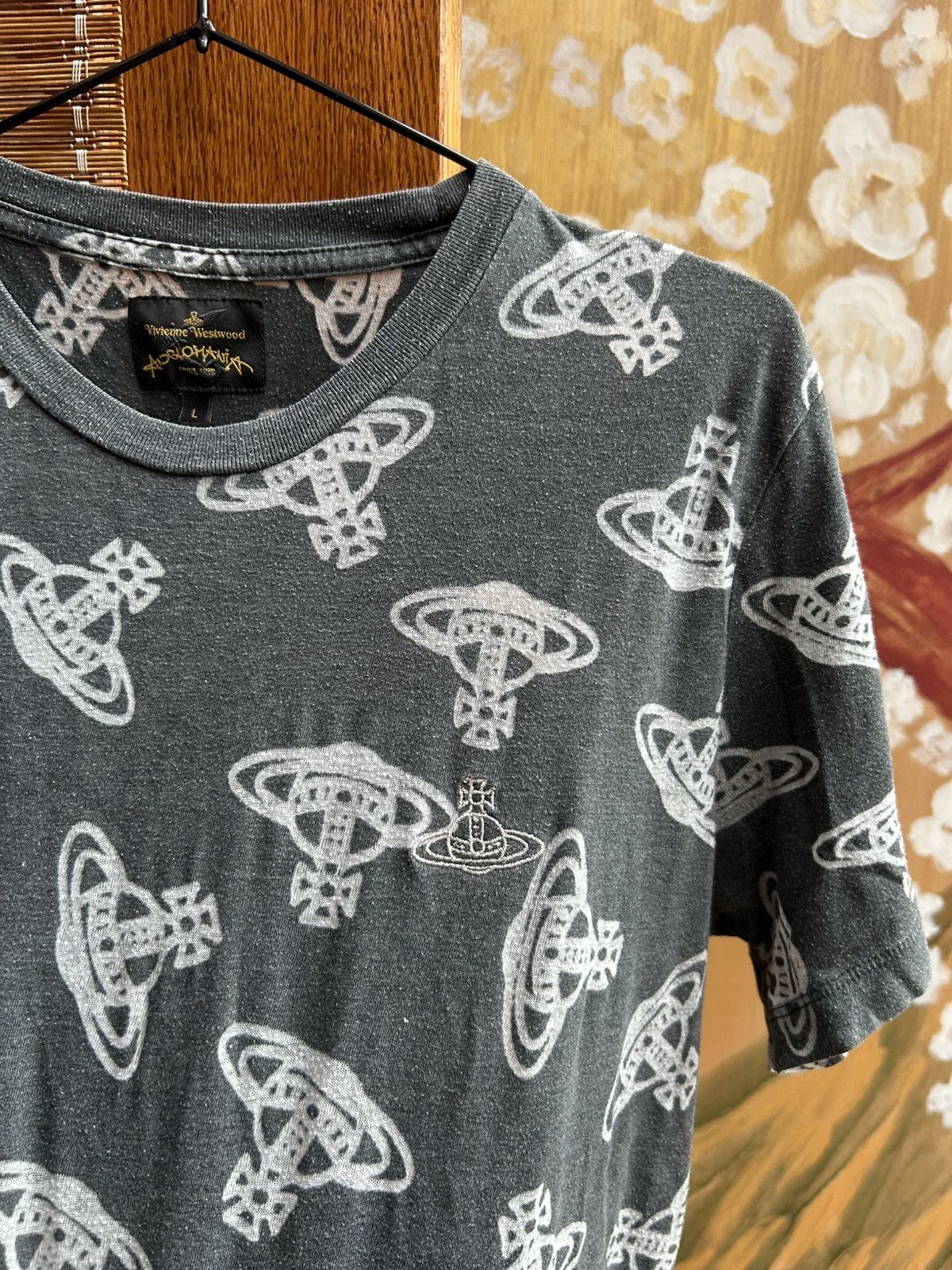 Vivienne Westwood Vivienne Westwood Anglomania Time Machine Tee Orb Logo AOP Size US L / EU 52-54 / 3 - 3 Thumbnail