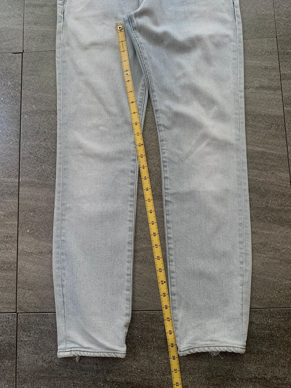 Saint Laurent Paris FREE TAX! D26 Skinny Light Wash Denim Jeans Size US 28 / EU 44 - 15 Thumbnail
