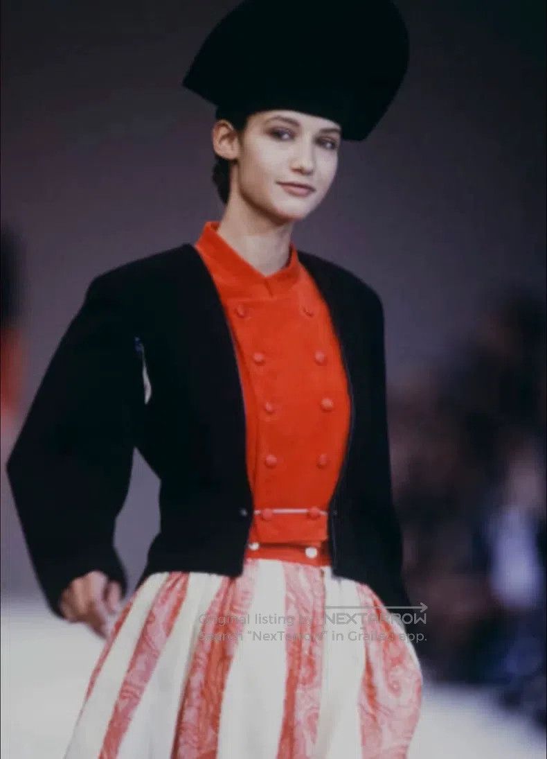 Comme des Garcons Comme Des Garcons Vintage Red Velvet Vest Size M / US 6-8 / IT 42-44 - 2 Thumbnail