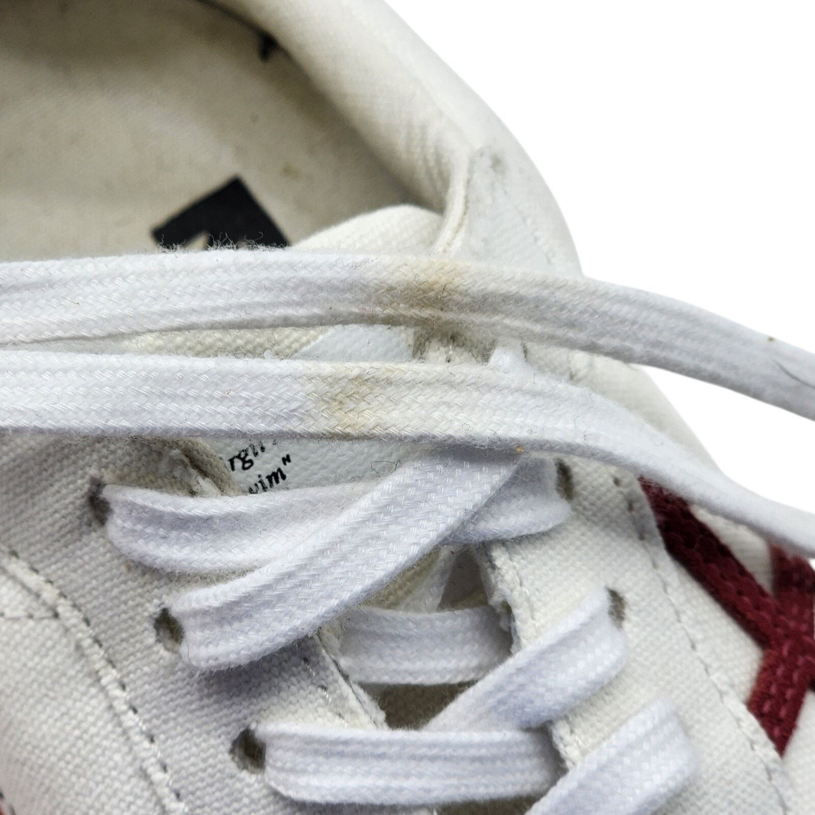 Off-White Vulc Low Canvas White Red Sneakers EU 40 US 7M 10W Size US 7 / EU 40 - 11 Thumbnail