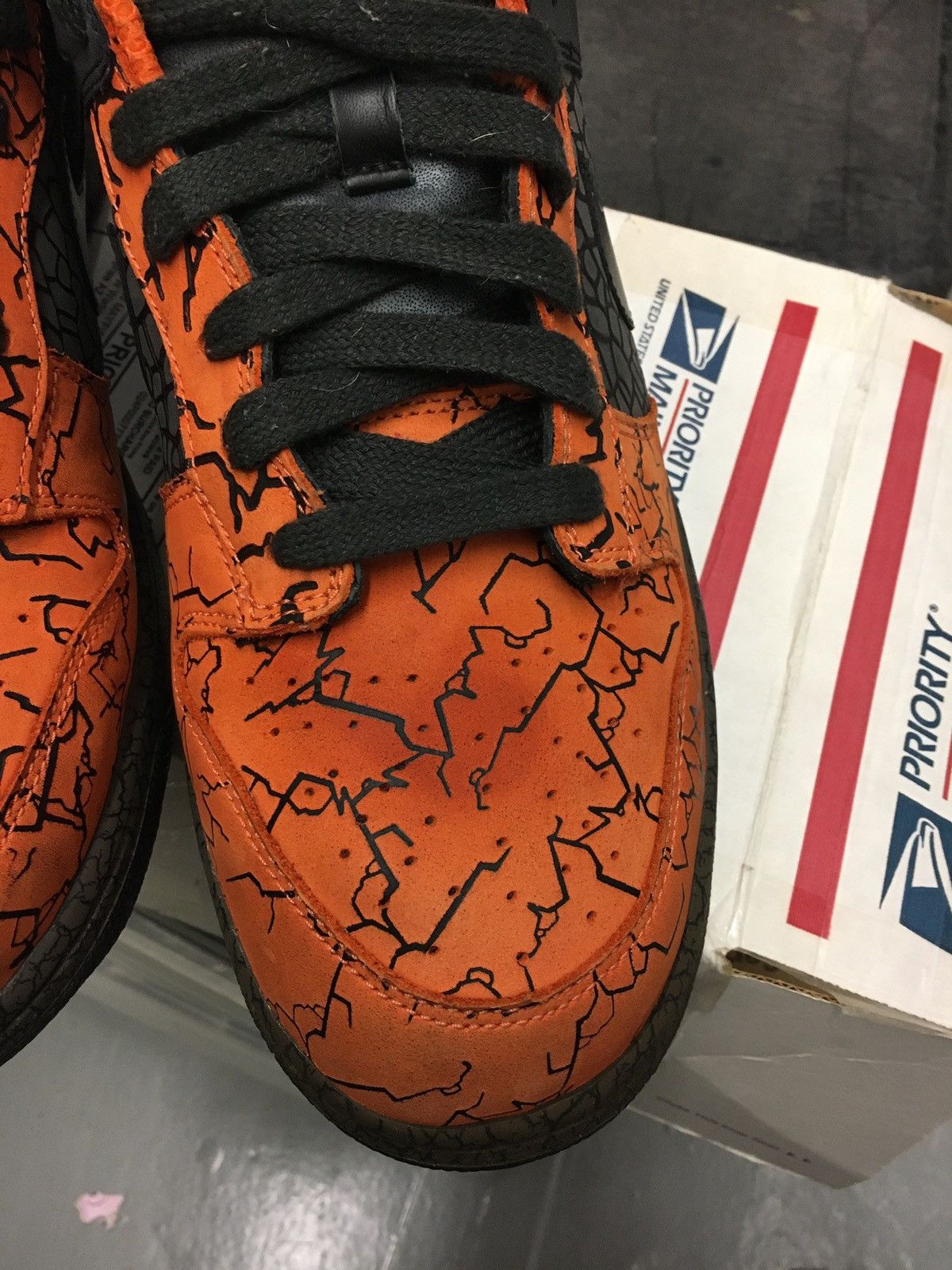Huf × Nike Hufquake: Nike x Huf Dunk - 2006 Release Size US 12 / EU 45 - 9 Thumbnail