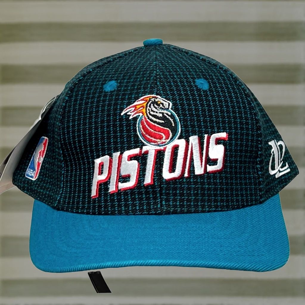 Logo Athletic VINTAGE Detroit Pistons Logo Athletic Hat SnapBack NEW WITH TAGS 90s Size ONE SIZE - 1 Thumbnail