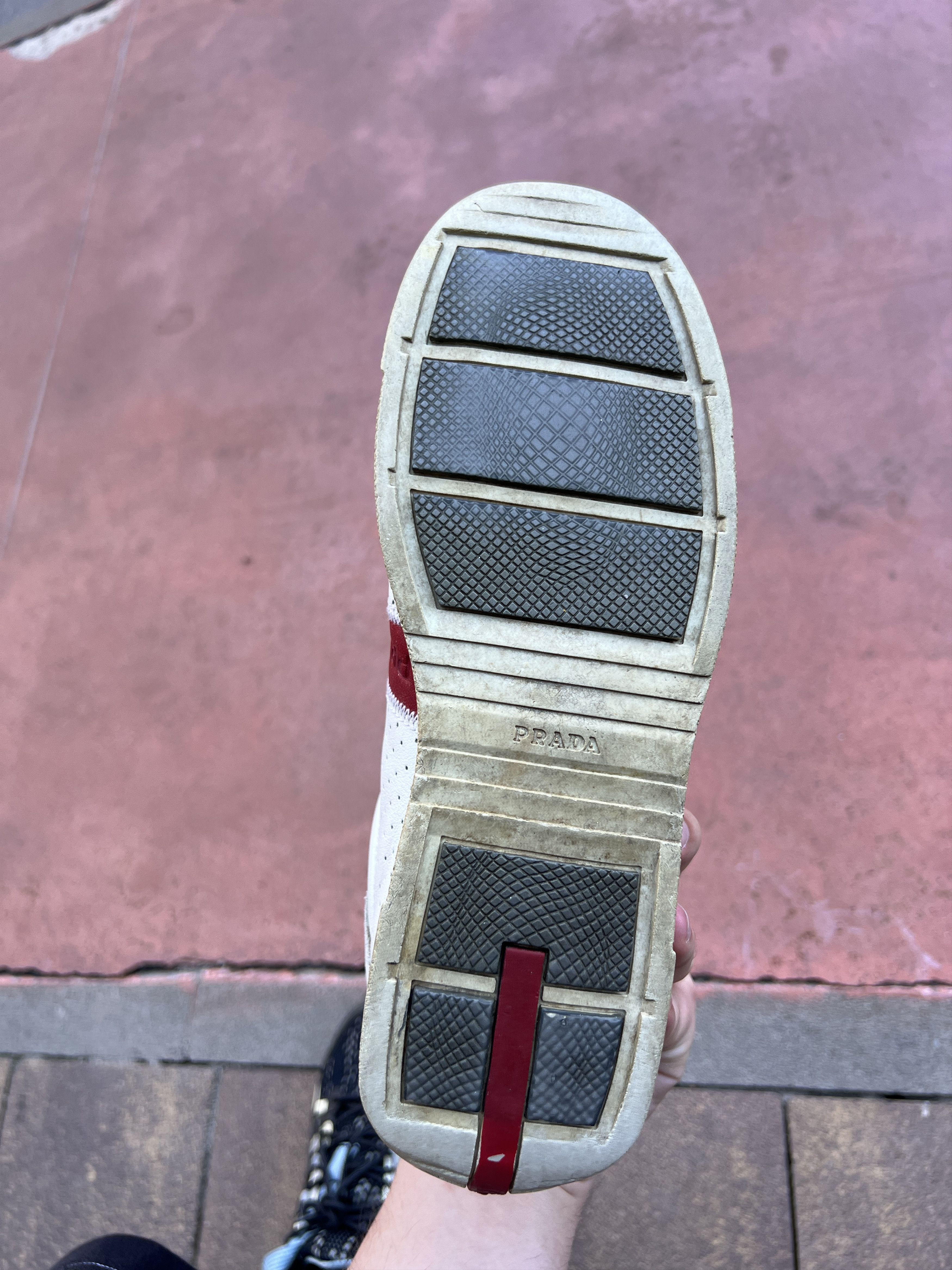 Prada Prada Vintage Y2K Low Sneakers 3E 3648 Size 39 Size US 9 / IT 39 - 20 Thumbnail