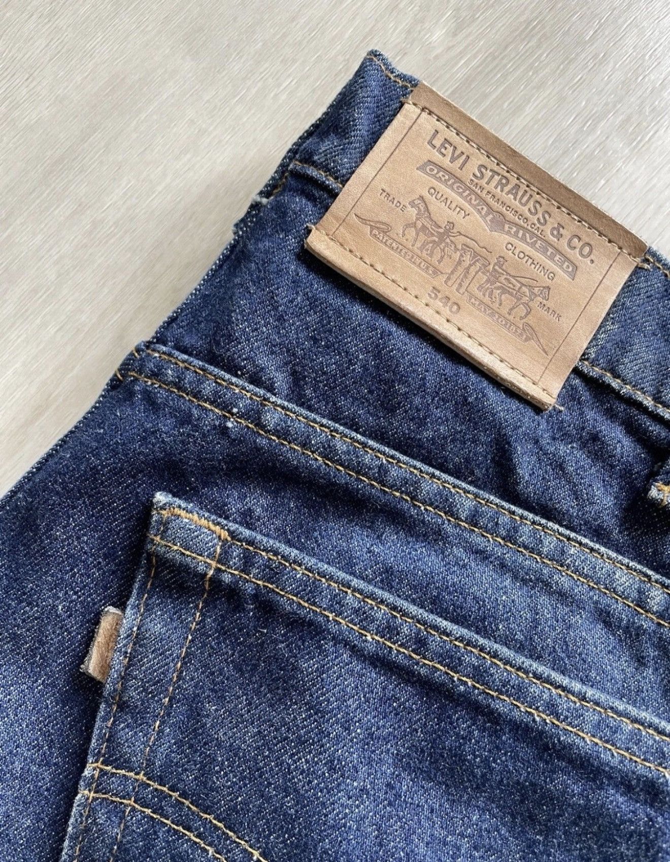 Levi's Vintage 80s 540 Levis Leather Tab Jeans Sz 36x34 Made In USA Size US 35 - 2 Thumbnail