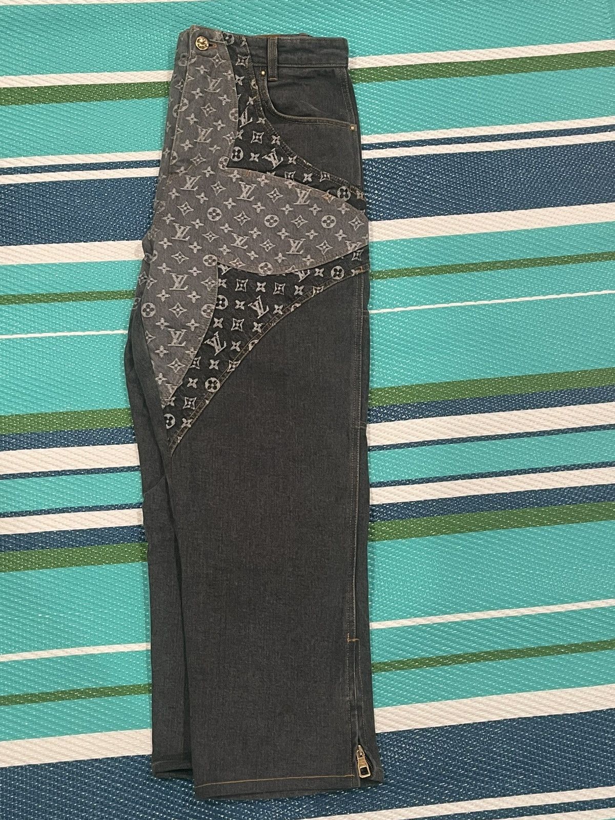 Louis Vuitton Louis Vuitton Monogram Flower Denim Pants Size US 32 / EU 48 - 3 Thumbnail