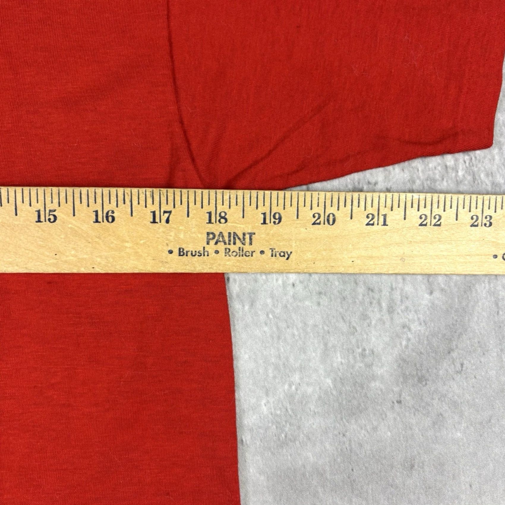 Vintage VINTAGE Windsor Canadian Whiskey T Shirt Promo Red Large 80s Short Sleeve Crew Neck Graphic Print Men Size US L / EU 52-54 / 3 - 3 Thumbnail