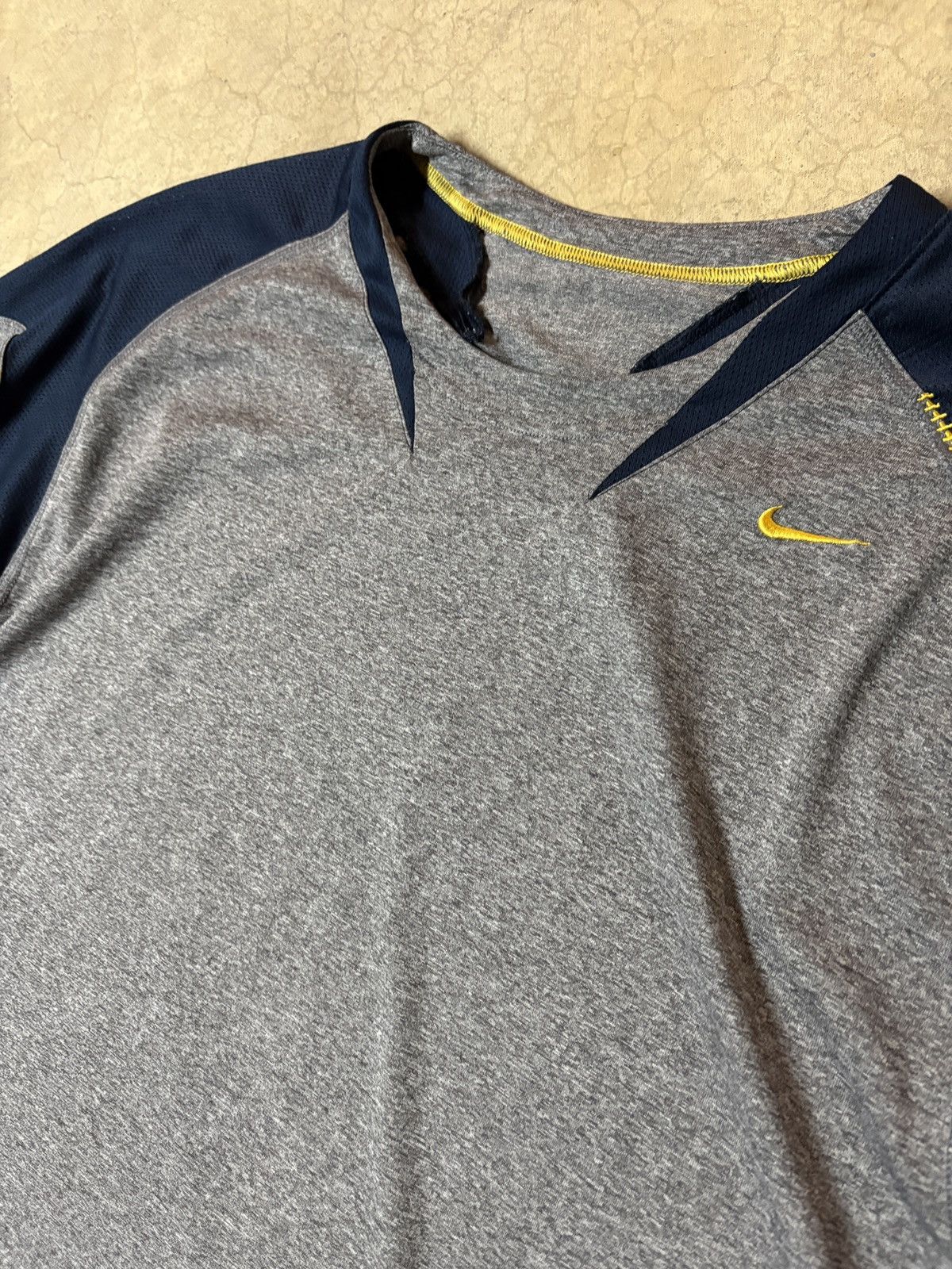 Nike Vintage 00’s Nike Y2K Oversized Tee T-shirt Gray Size XL Size US XL / EU 56 / 4 - 2 Thumbnail