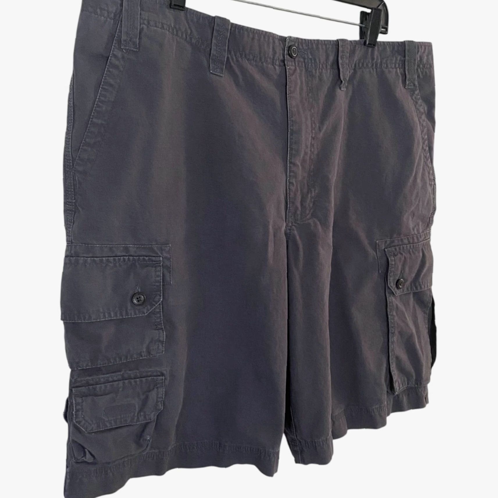 Eddie Bauer Y2K Eddie Bauer Cotton Cargo Shorts Gray Men 42 Casual Hiking Outdoors Cotton Cargo Shorts 10.5 Inseam Y2K Eddie Bauer Men's Size 42 Size US 42 / EU 58 - 2 Thumbnail