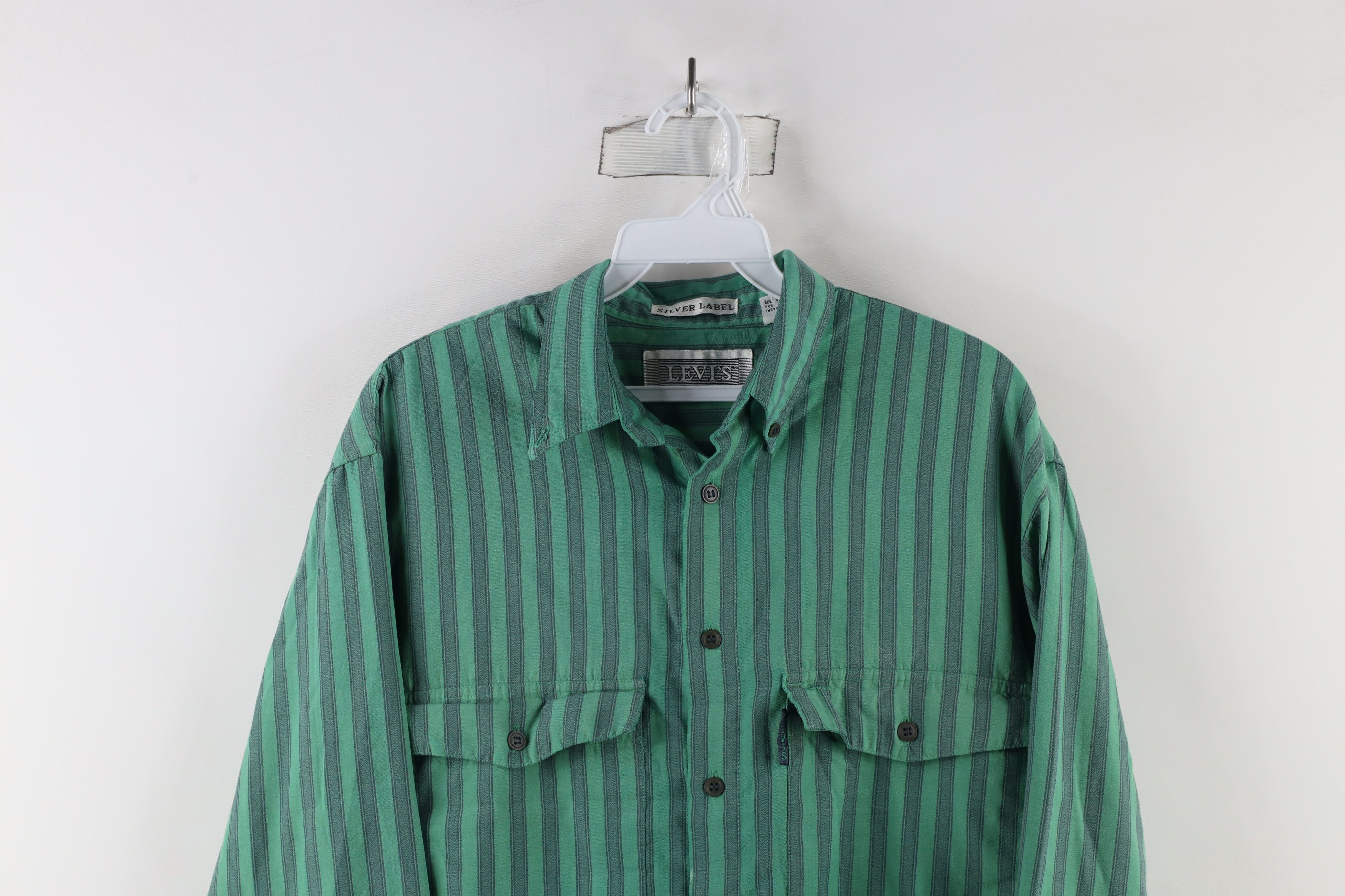 Levi's × Vintage Vintage 80s Levis Silver Label Big E Striped Button Shirt Size US M / EU 48-50 / 2 - 2 Thumbnail