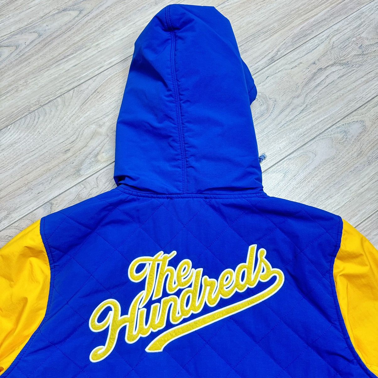 The Hundreds The Hundreds Vintage Hooded Quilted Varsity Bomber Jacket Size US L / EU 52-54 / 3 - 13 Thumbnail