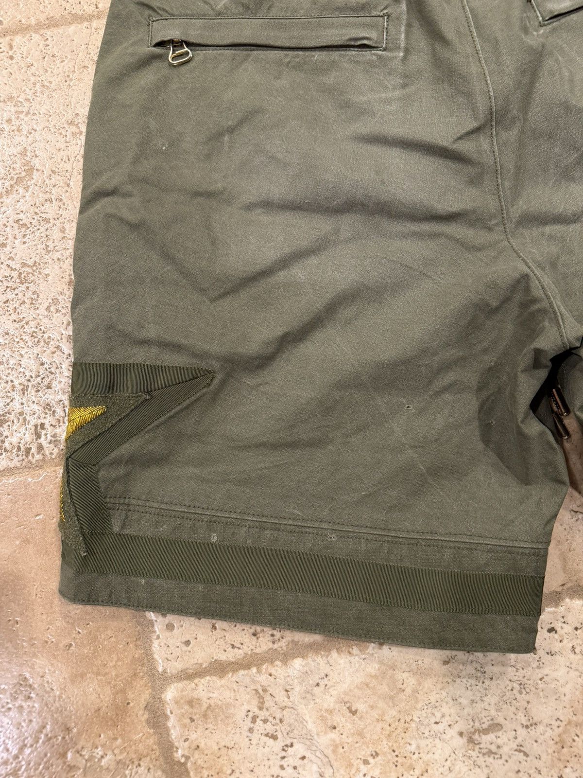 Just Don Just Don x READYMADE Military Green All Star Gold Shorts Size US 32 / EU 48 - 6 Thumbnail