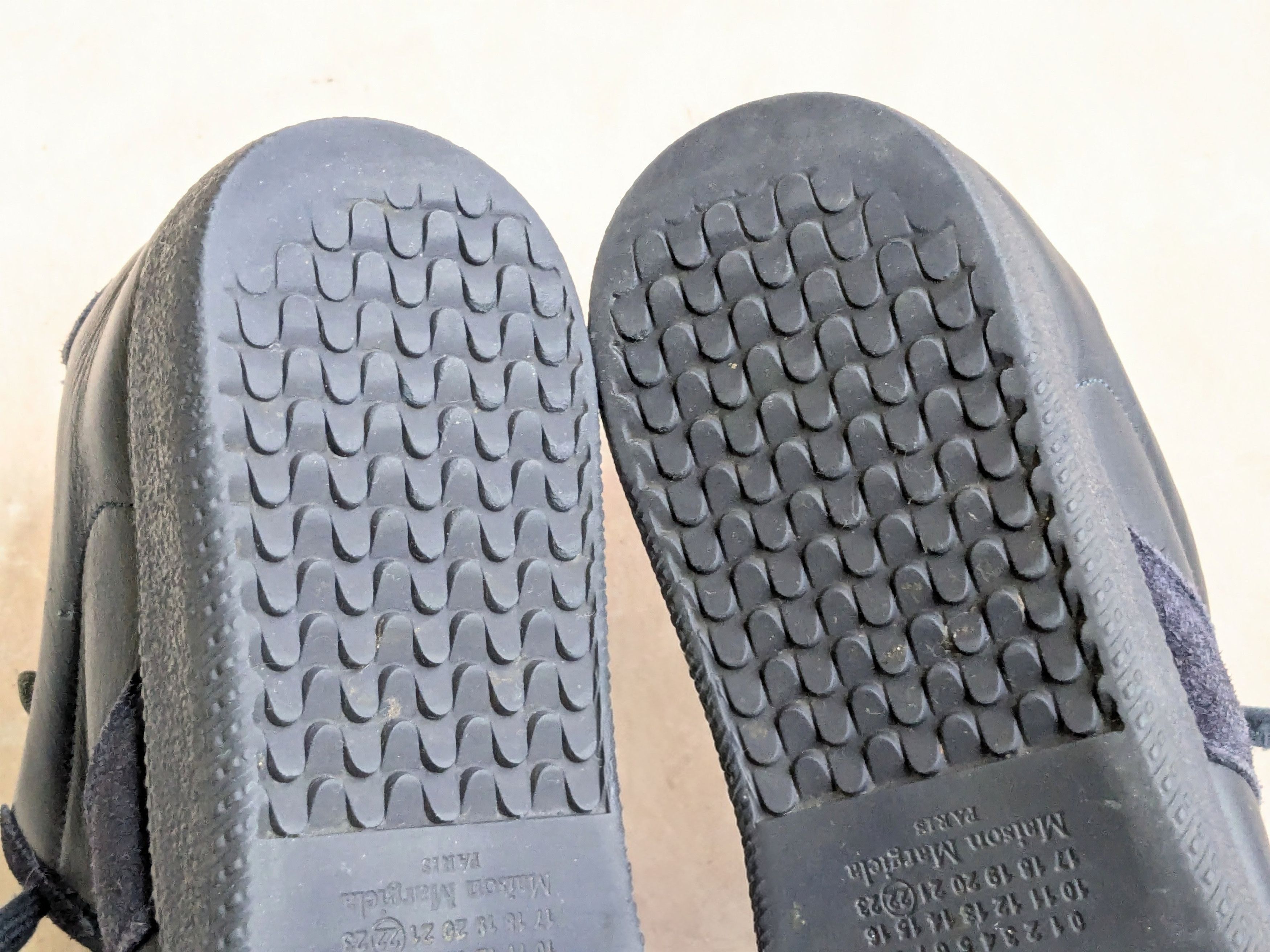 Maison Margiela Maison Margiela Replica GAT Navy Blue 9 42 Low Tops Size US 9 / EU 42 - 17 Thumbnail