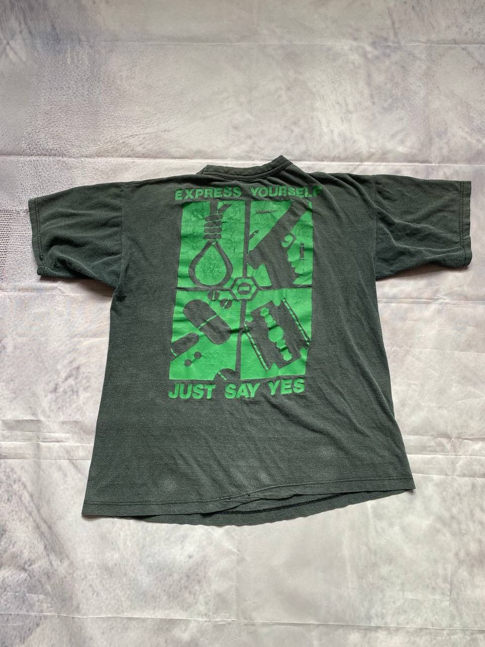 Band Tees 1992 Type O Negative Offense Mechanism T shirt Size US L / EU 52-54 / 3 - 2 Thumbnail