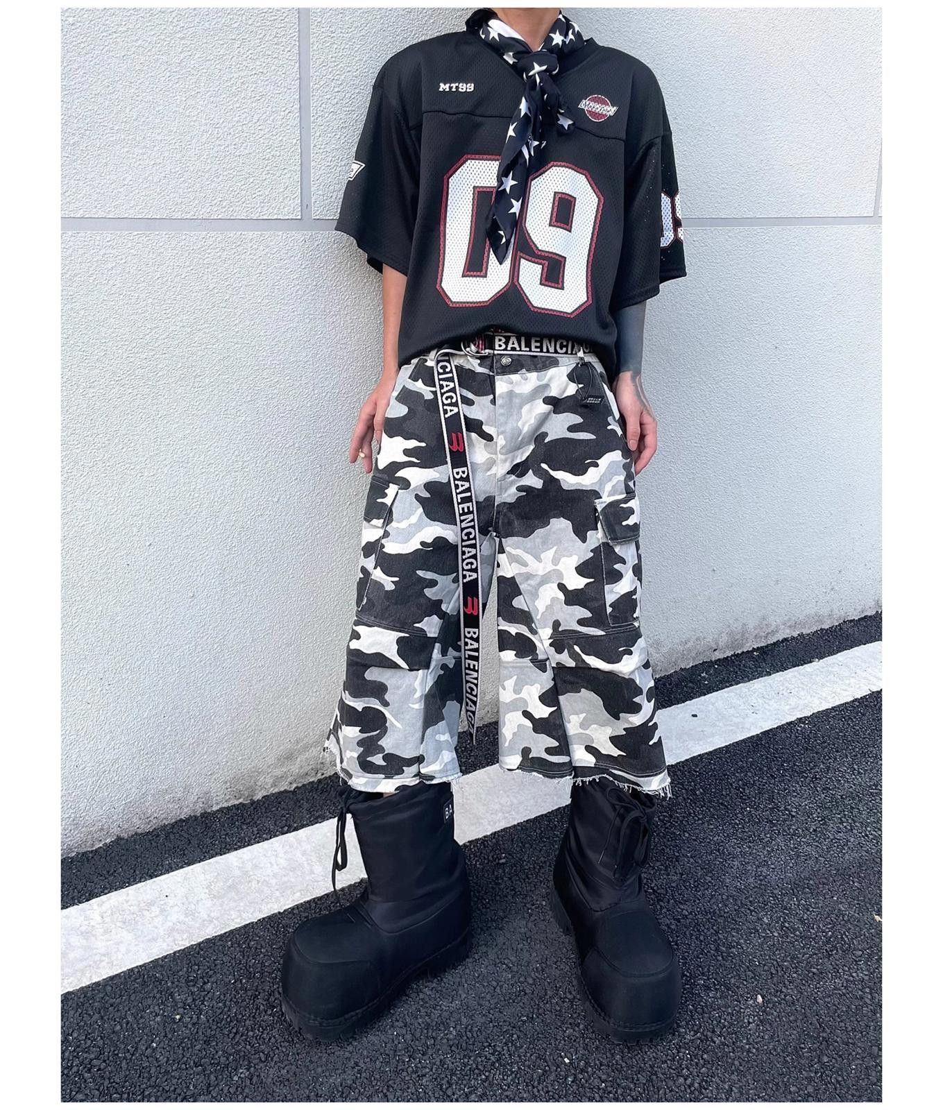 Other Black-White Camo Coated Jorts Size US 32 / EU 48 - 2 Thumbnail