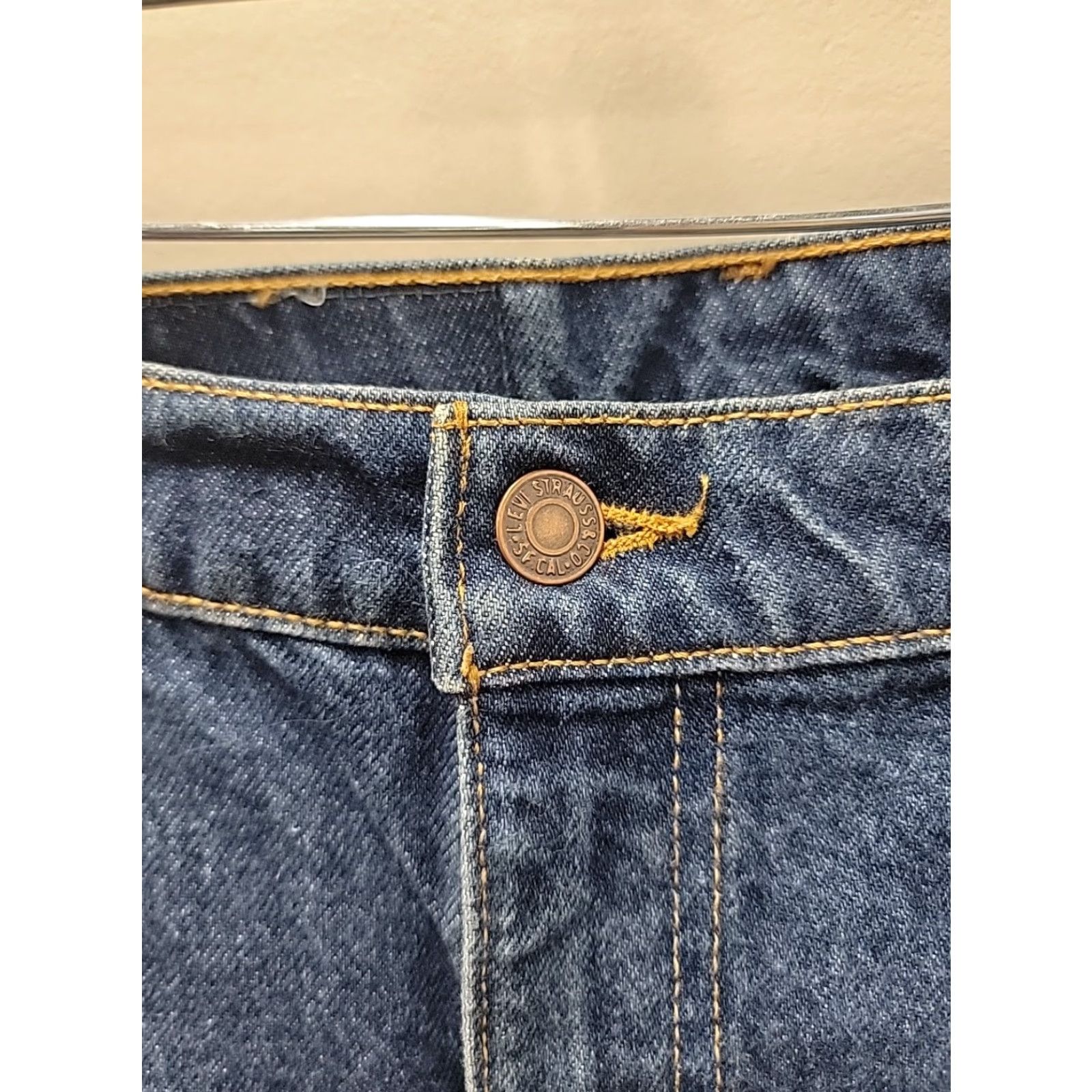Levi's VINTAGE Levi Strauss ORANGE TAB 619 Jeans Mens 42x34 Denim Blue Regular Straight 90s USA Logo Size US 42 / EU 58 - 5 Thumbnail