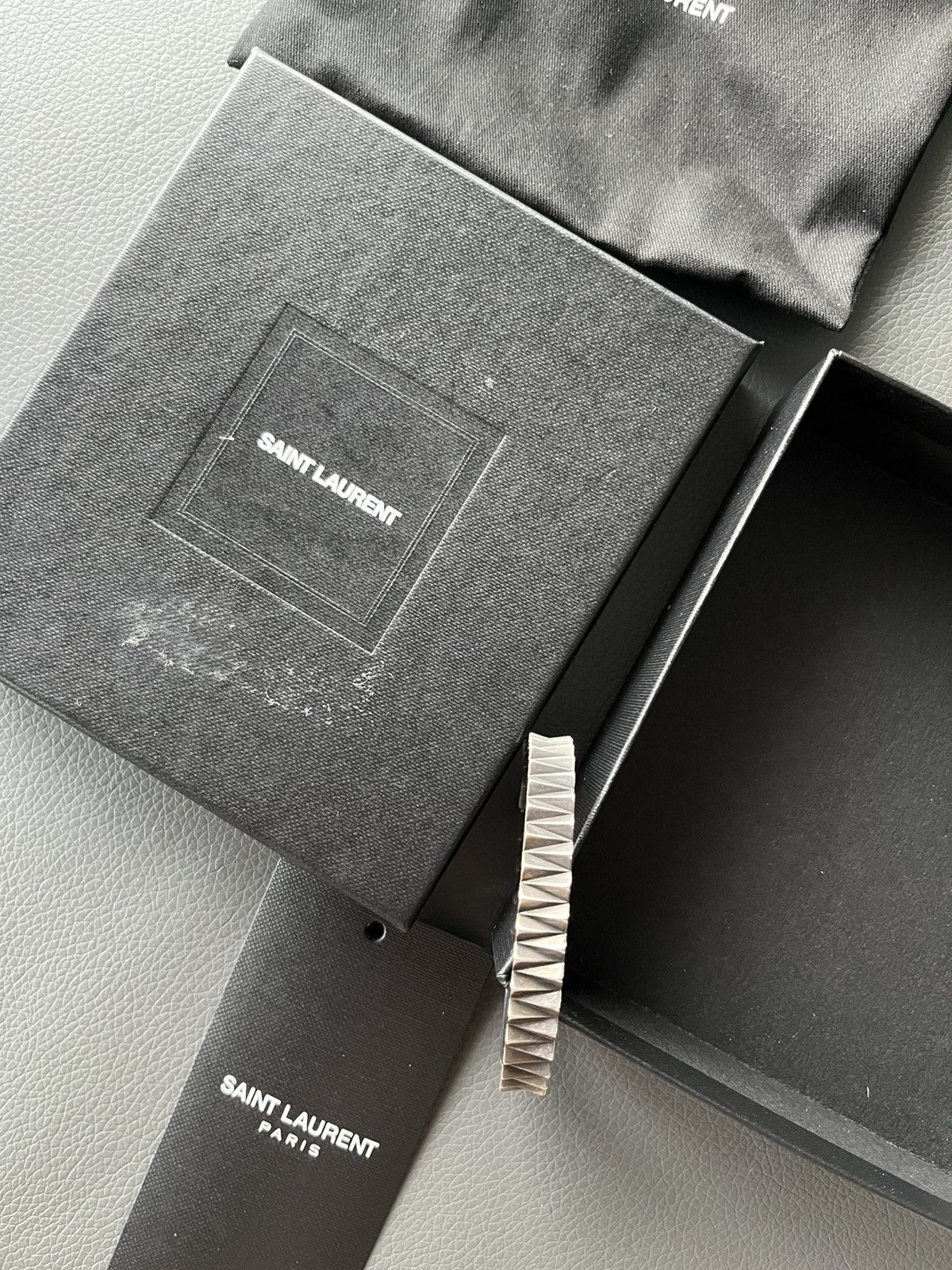 Saint Laurent Paris × Yves Saint Laurent Runway Brass Metal Saint Laurent Bracelet Limited Edition Size ONE SIZE - 12 Thumbnail