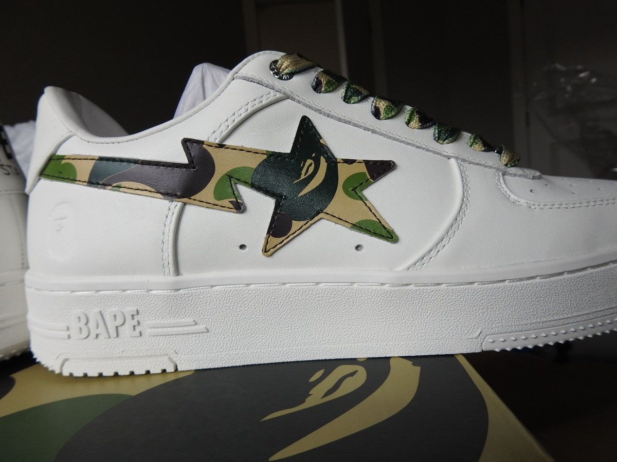 Bape BAPE STA Low White / Green ABC Camo (2024) Size US 10 / EU 43 - 6 Thumbnail