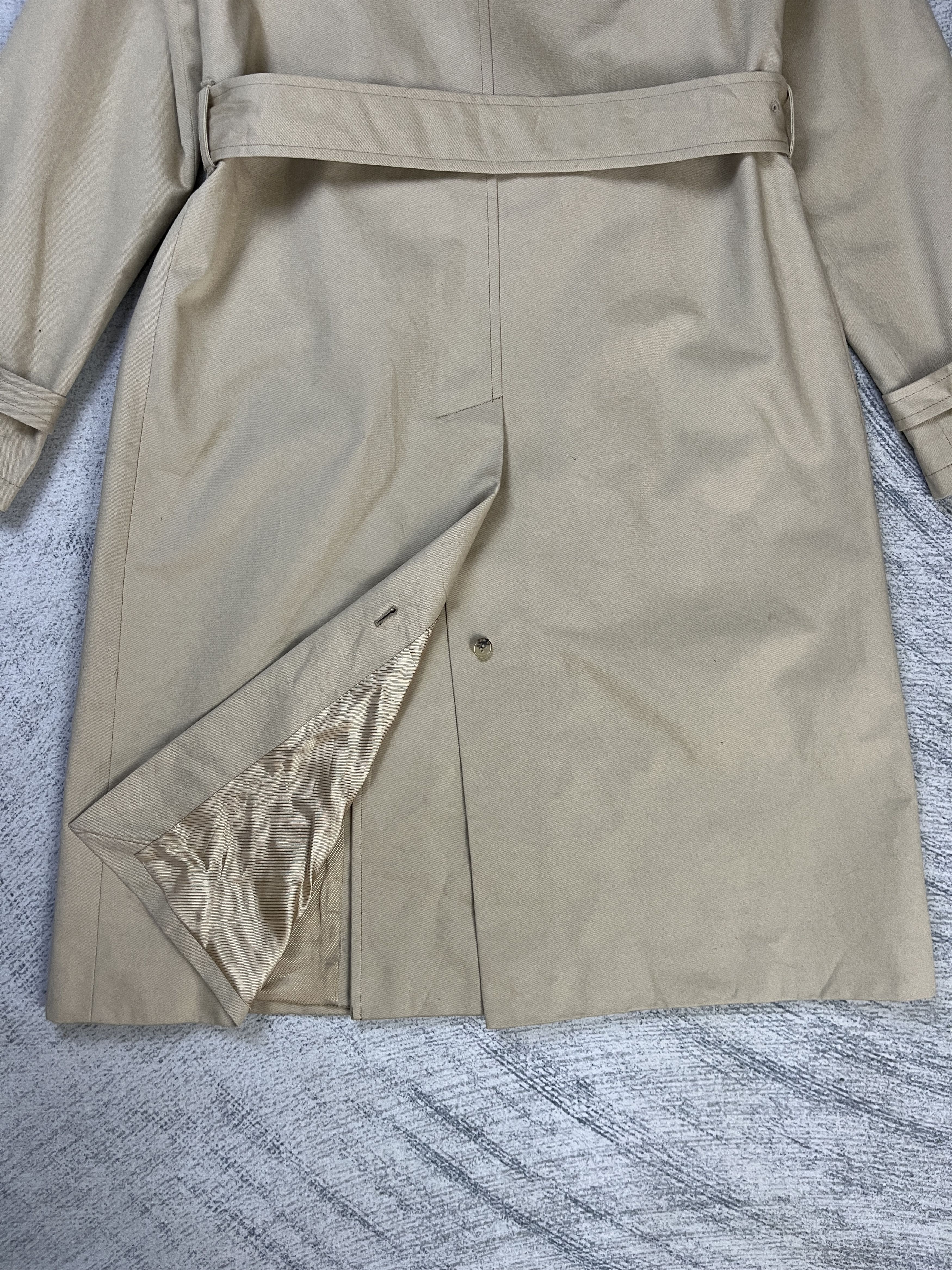 A.P.C. A.P.C Beige Trench Coat Made in Bulgaria Size US S / EU 44-46 / 1 - 9 Thumbnail