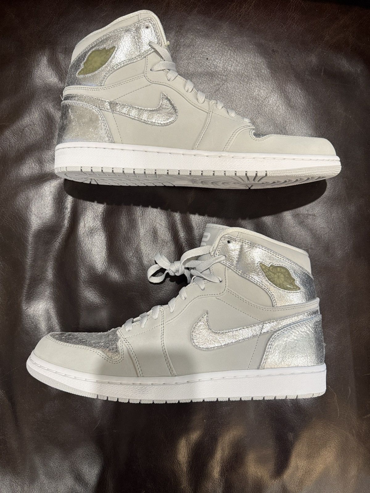 Nike Jordan 1 Retro Silver High 25th Anniversary - DS OG All Size US 13 / EU 46 - 3 Thumbnail