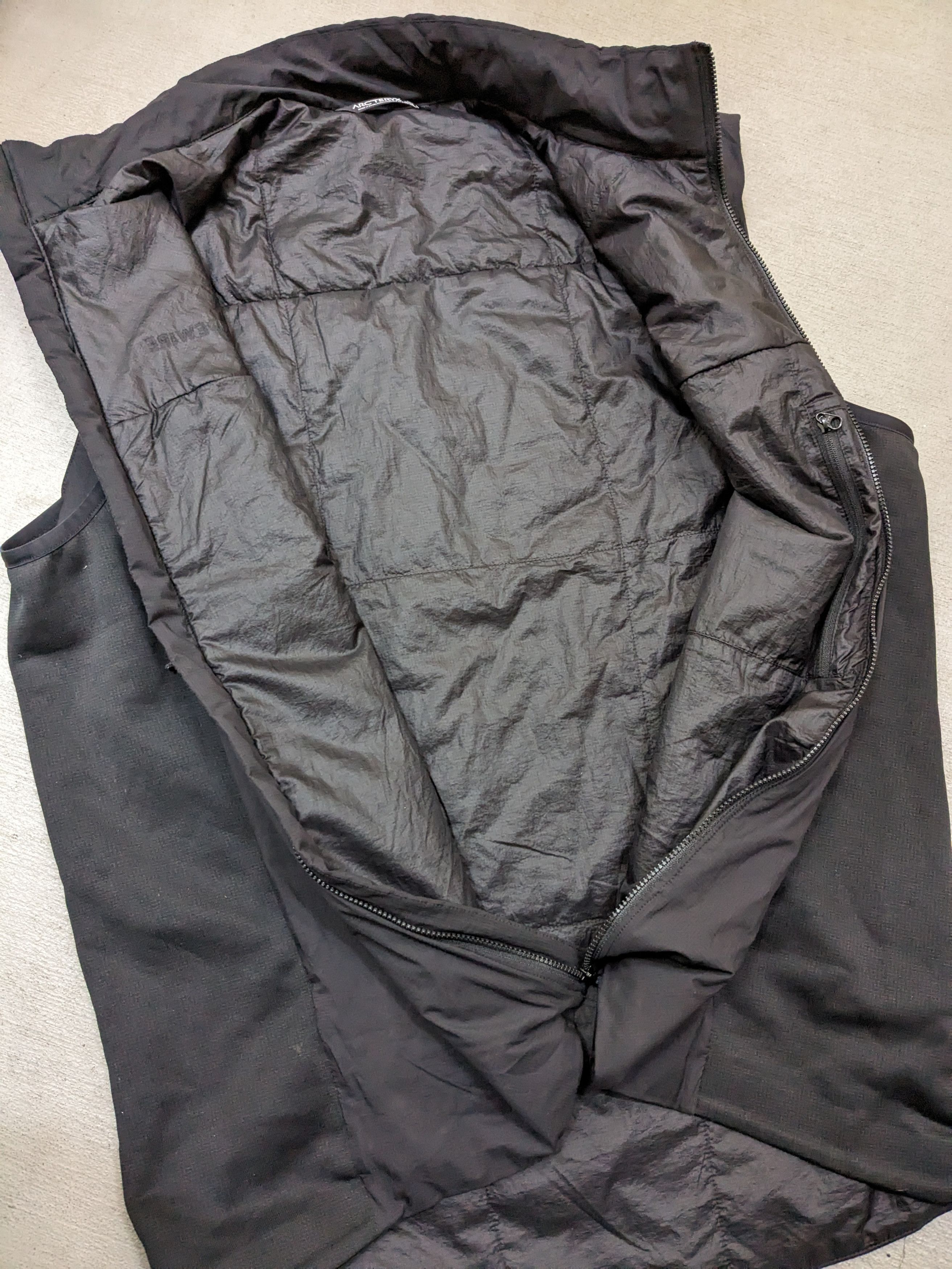 Arc'teryx Arc'teryx Vest Black Zip Up Nylon Polyester Techwear Size US L / EU 52-54 / 3 - 8 Thumbnail