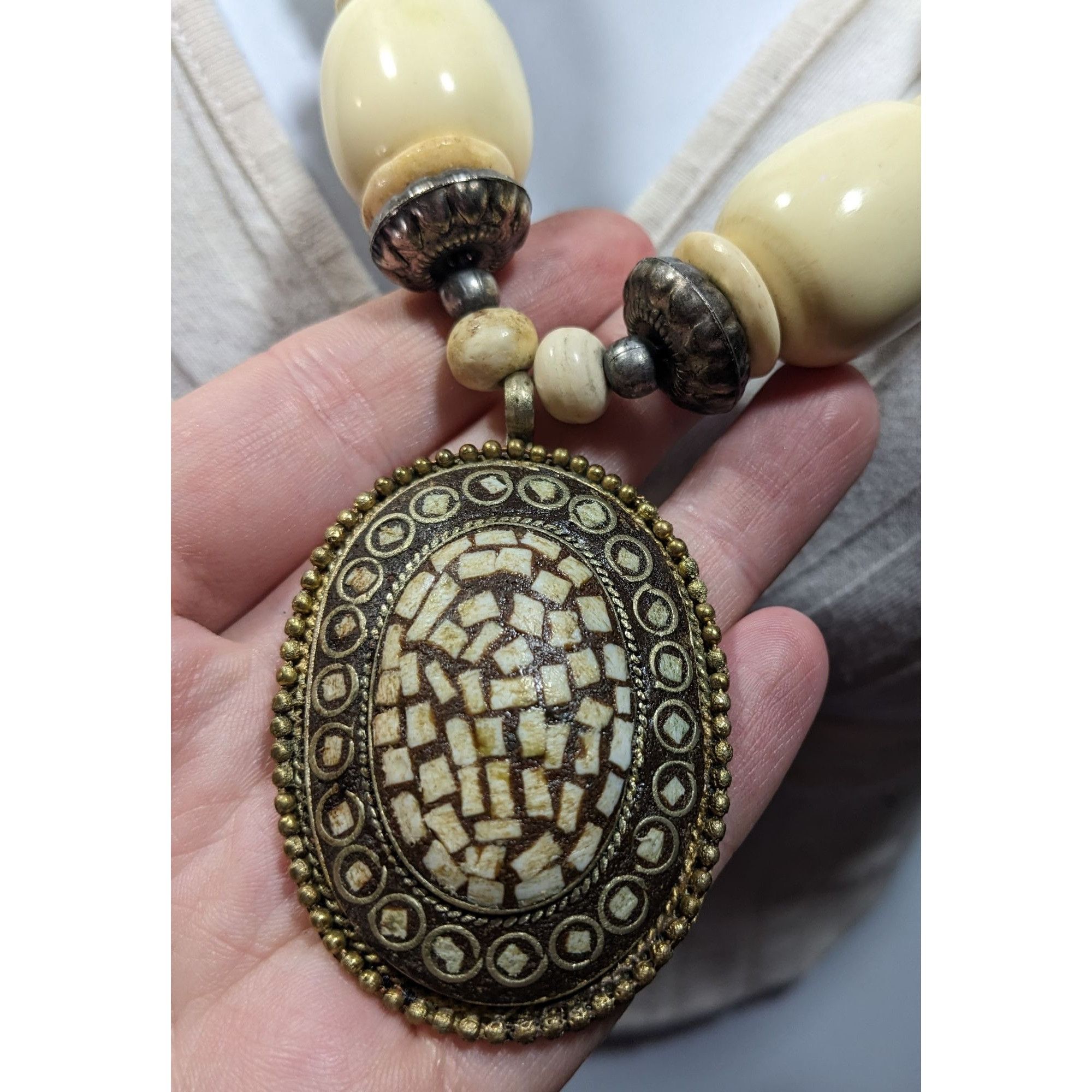Other Vintage Bohemian Varved Cow Bone And Metal Necklace Size ONE SIZE - 5 Thumbnail
