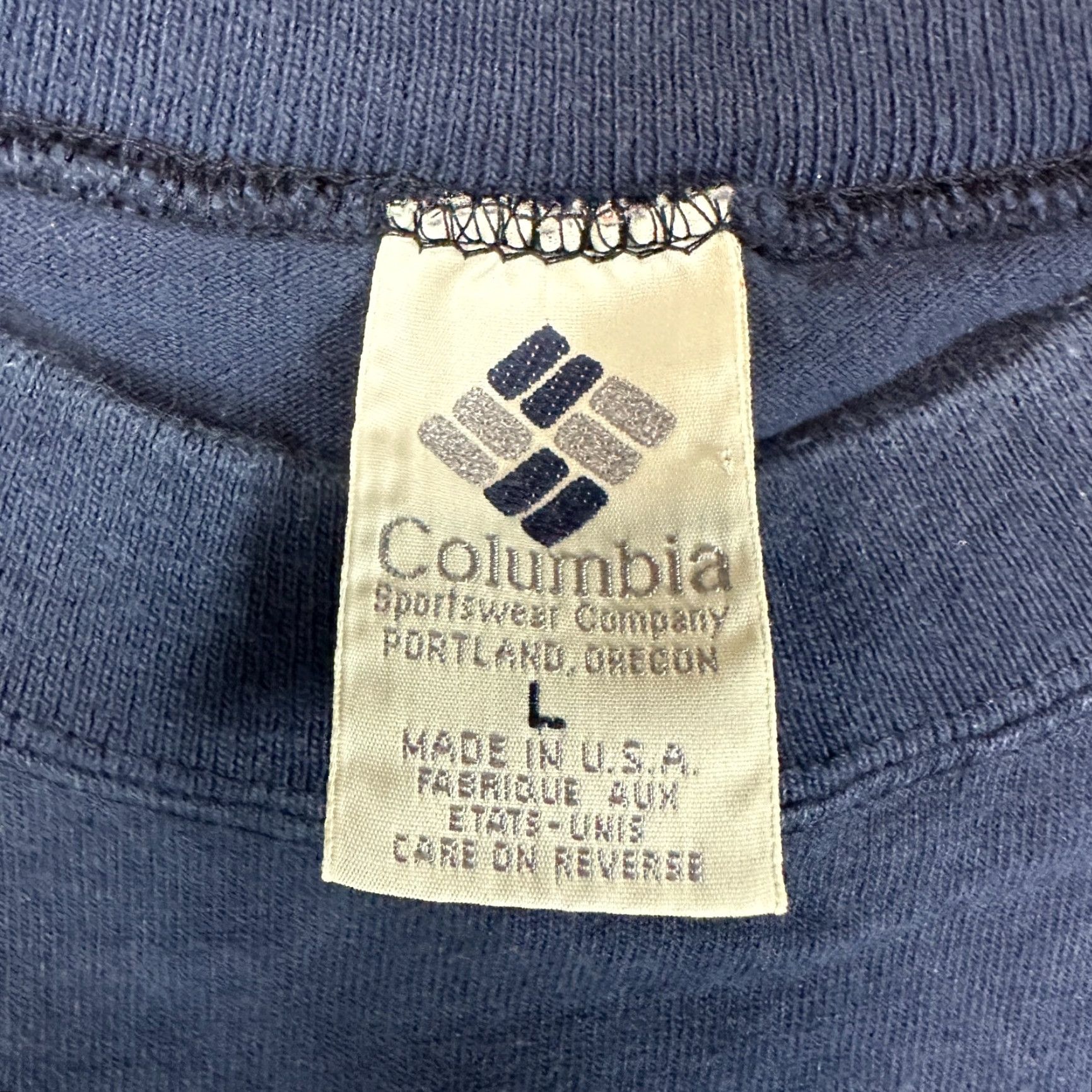 Vintage VINTAGE Columbia T-Shirt Mens L Blue 90s Cotton Outdoors Made In USA Size US L / EU 52-54 / 3 - 4 Thumbnail