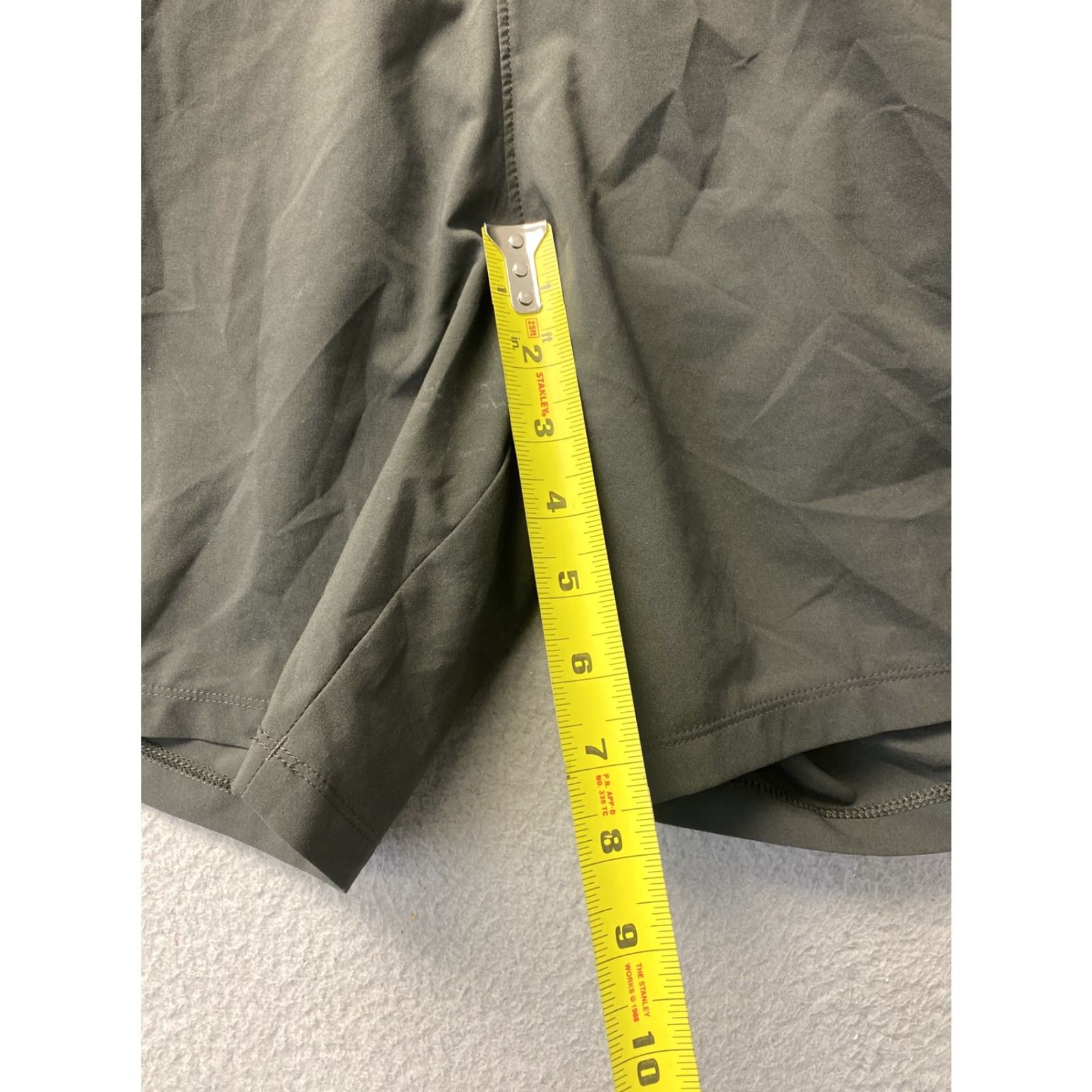 Under Armour Under Armour Shorts Mens medium green Athletic Training Gym Lightweight /96-5 Size US 31 - 5 Thumbnail