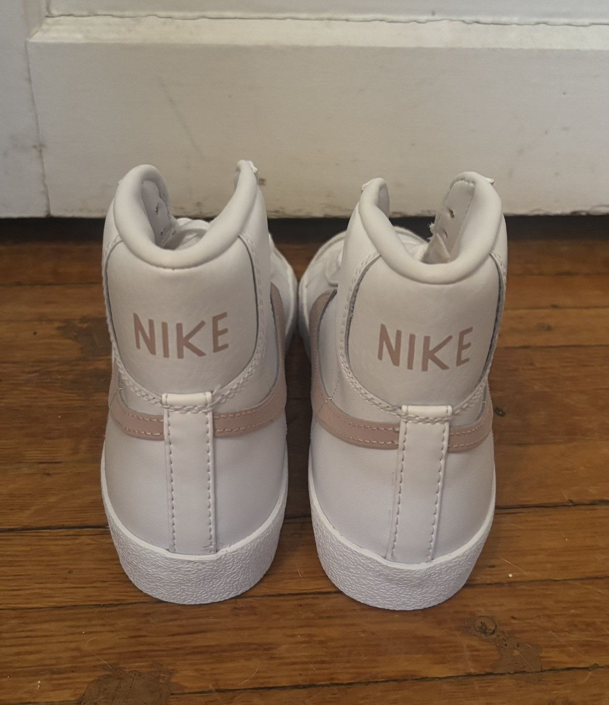Nike Nike Blazer Mid 77 Vintage Women’s Size 5.5 Size US 5.5 / IT 35.5 - 4 Thumbnail