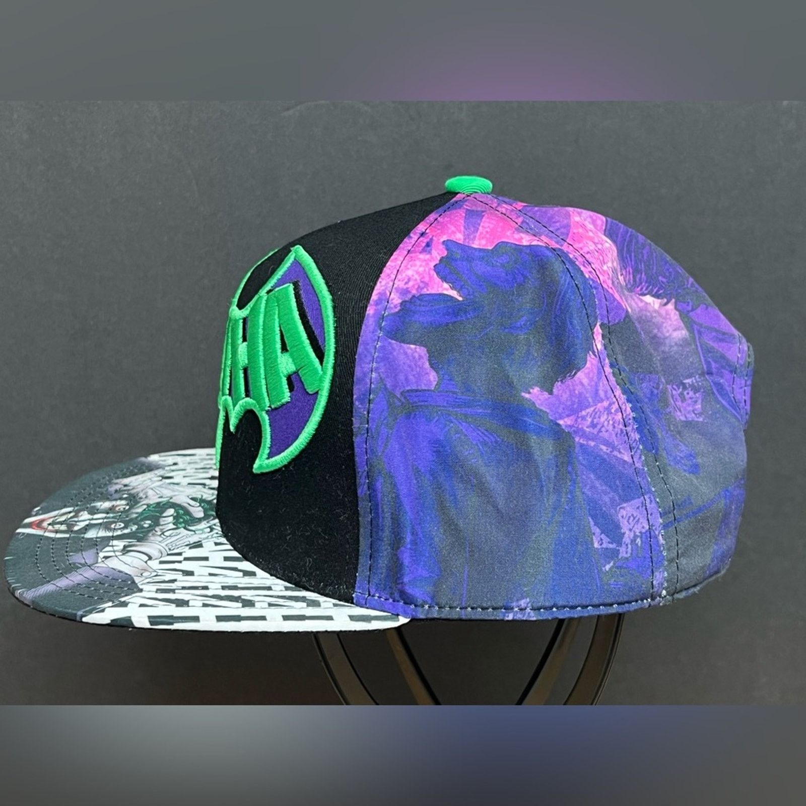 DC Comics THE JOKER Batman DC Comics Adjustable Snapback Hat 2016 Size ONE SIZE - 4 Thumbnail
