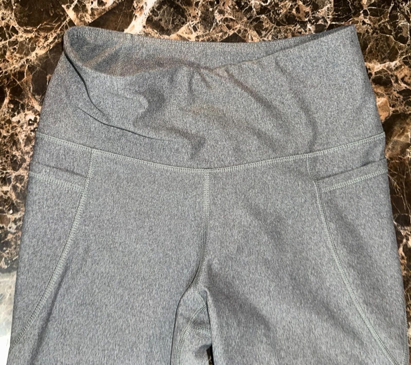 Old Navy Women’s M Old Navy Go-Dry Leggings – Gray – Workout & Lounge Size M / US 6-8 / IT 42-44 - 3 Thumbnail