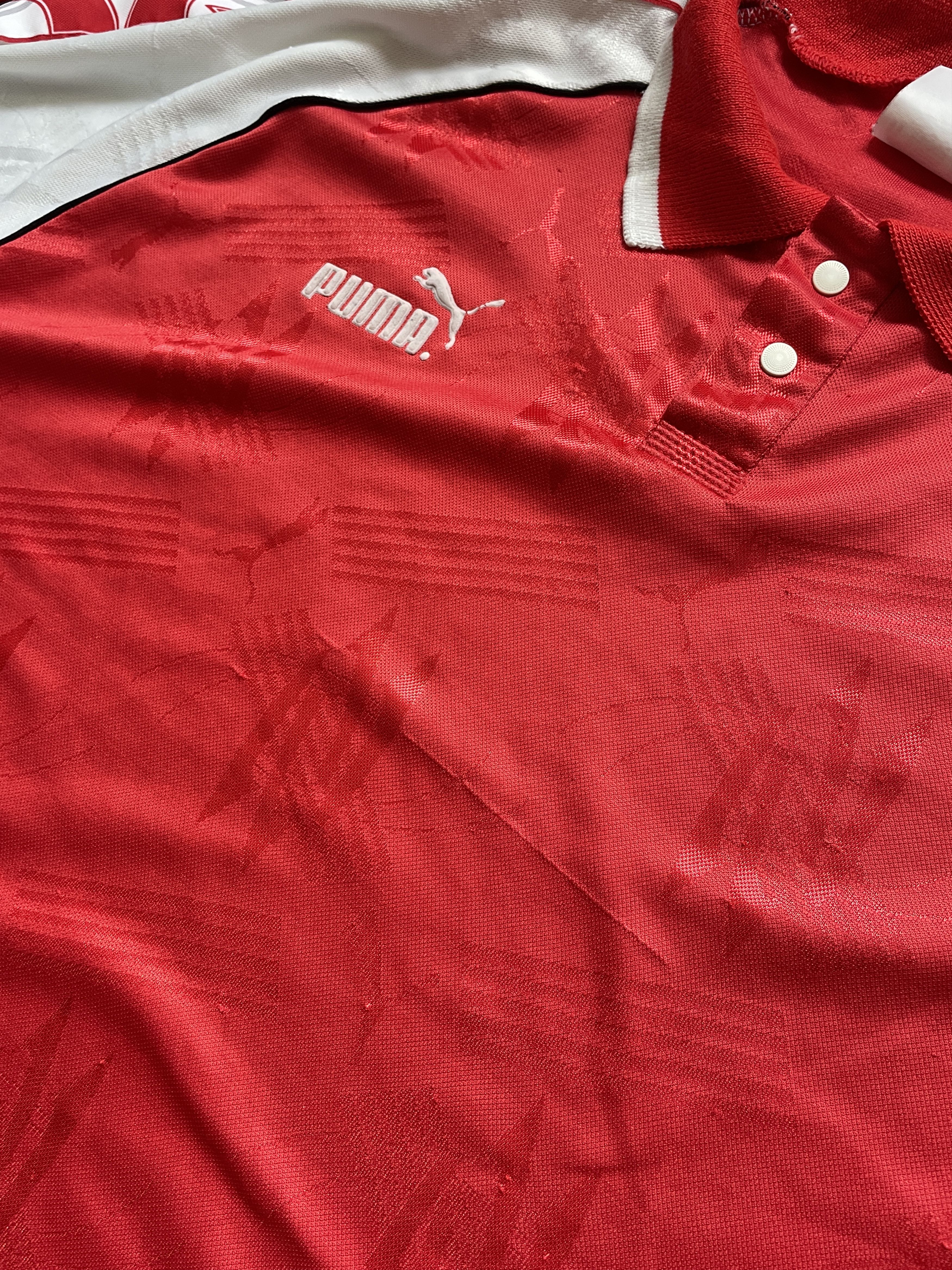 Puma VINTAGE PUMA 90S WHITE RED BLOKECORE HUNGARY TEMPLATE JERSEY Size US L / EU 52-54 / 3 - 4 Thumbnail