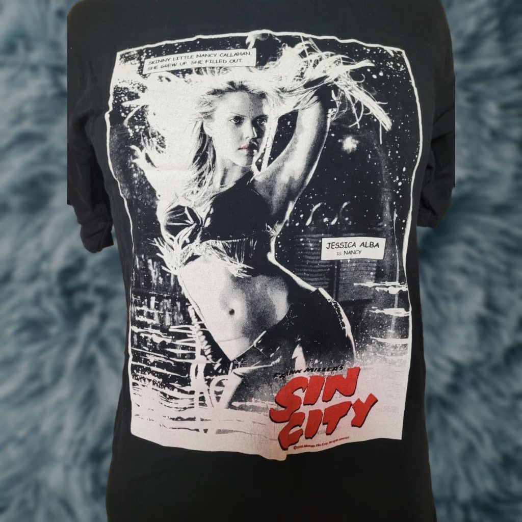Anvil VTG Sin City Movie T-Shirt M Black Cotton Logo Anvil Mens 2005 Jessica Alba Nancy Callahan 2005 Movie Theme Size US M / EU 48-50 / 2 - 1 Thumbnail