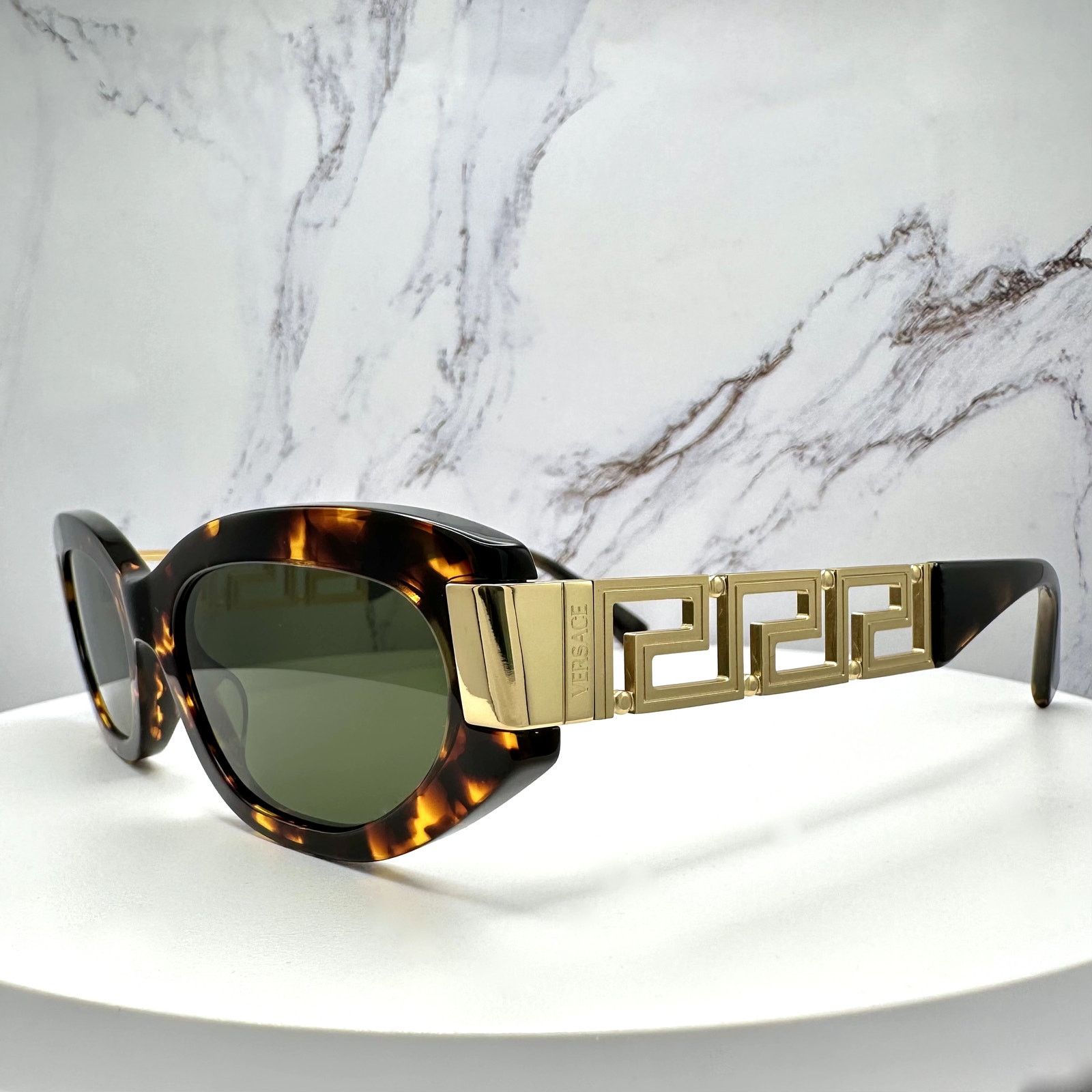 Versace New VERSACE Sunglasses Brown Gold Acetate & Metal Cat Eye Size ONE SIZE - 7 Thumbnail