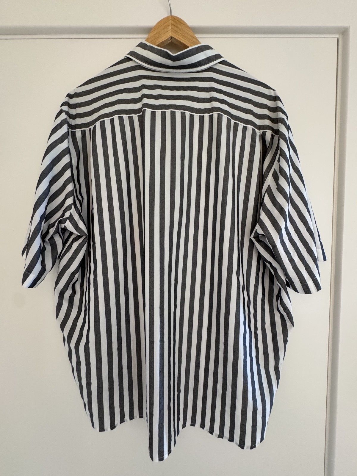 Acne Studios Acne Studios Stripe button-up Shirt Black White Size 50 Size US M / EU 48-50 / 2 - 3 Thumbnail