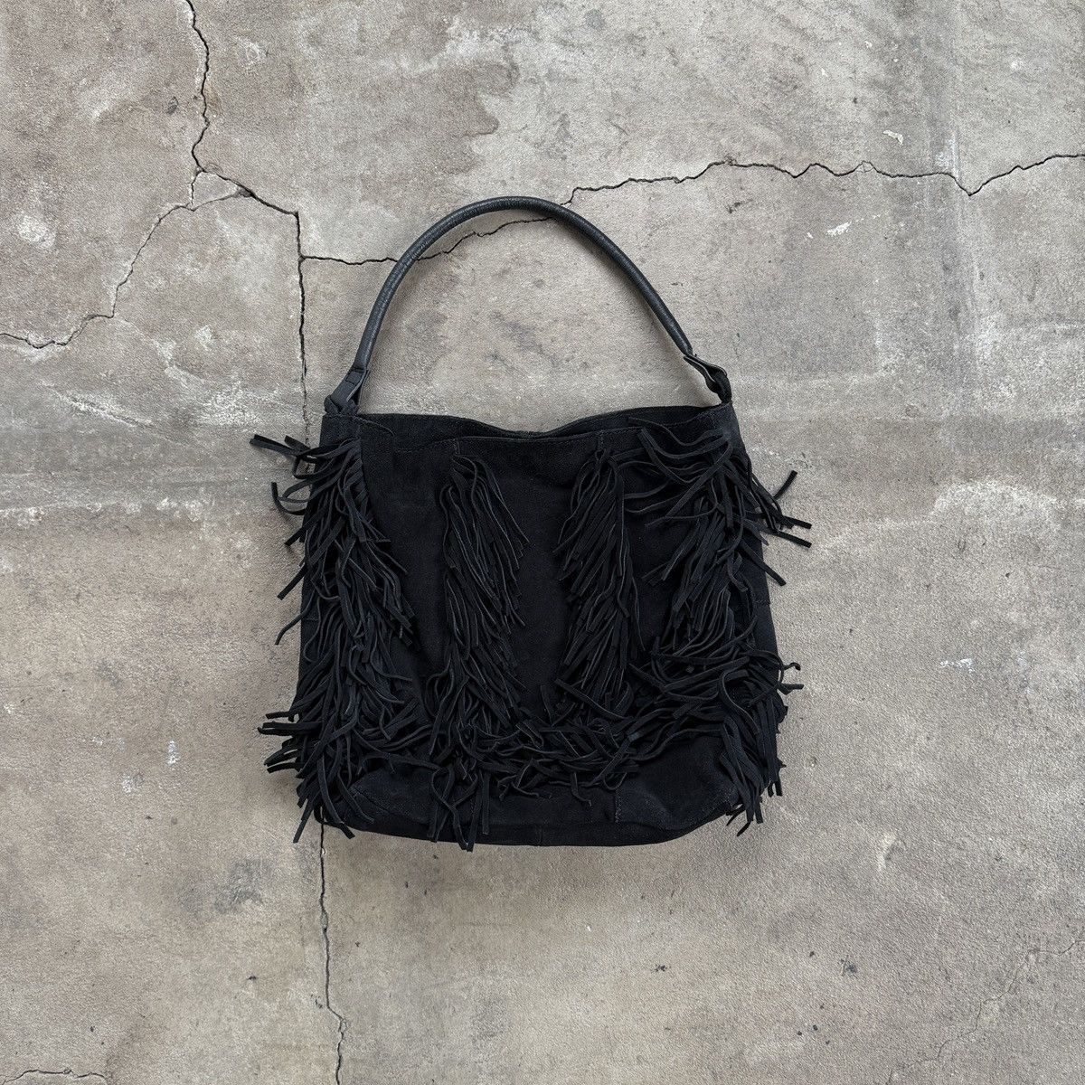 20471120 Vintage 00’s Black Suede Fringe Shoulder Bag Size ONE SIZE - 1 Thumbnail