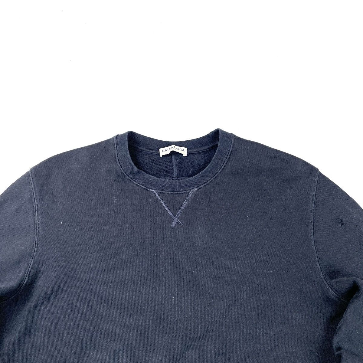 Balenciaga Balenciaga Paris Down Side Logo Crewneck Size US M / EU 48-50 / 2 - 4 Thumbnail