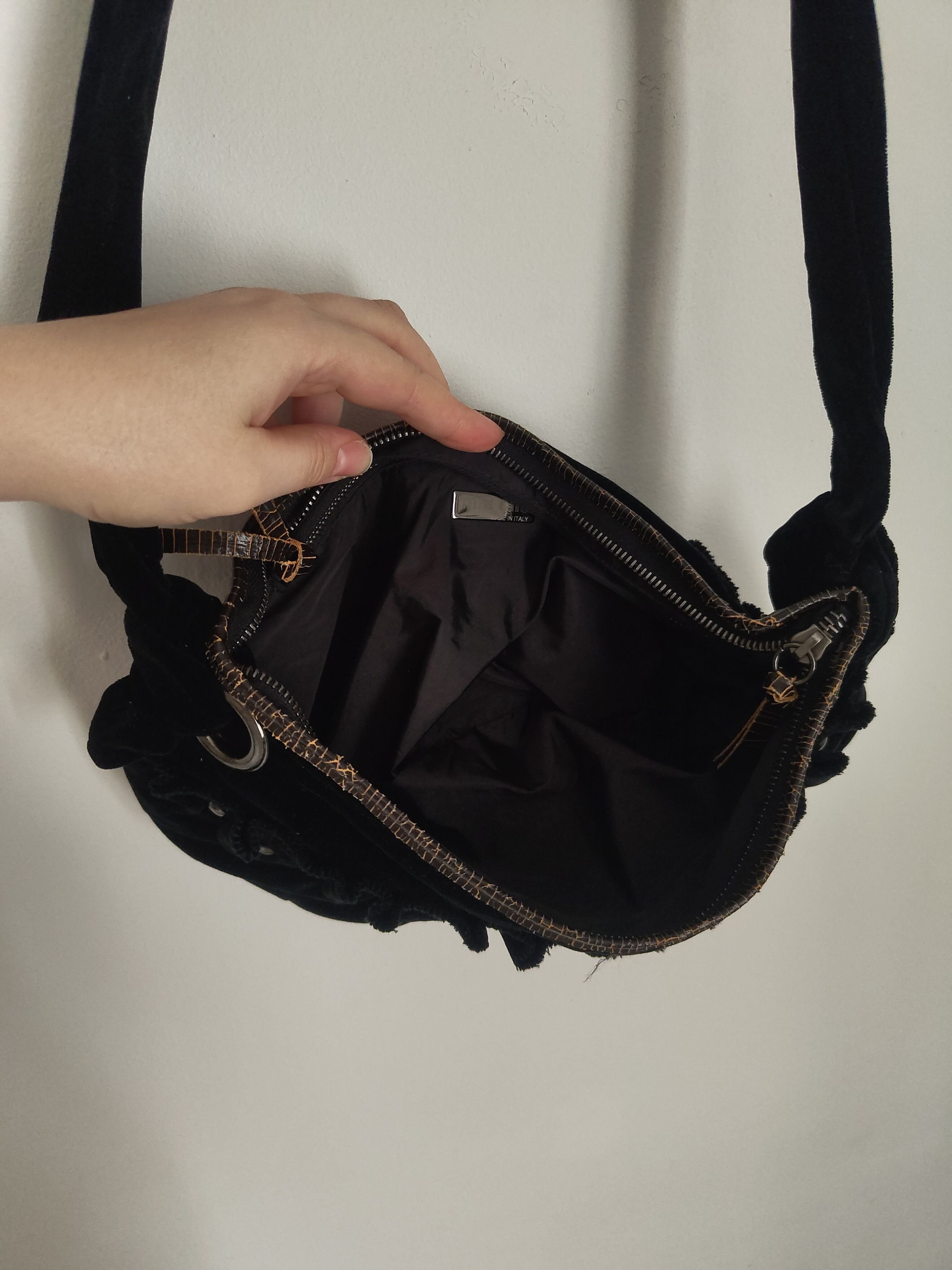 Miu Miu Velvet vintage black Miu Miu bag 00" Size ONE SIZE - 6 Thumbnail