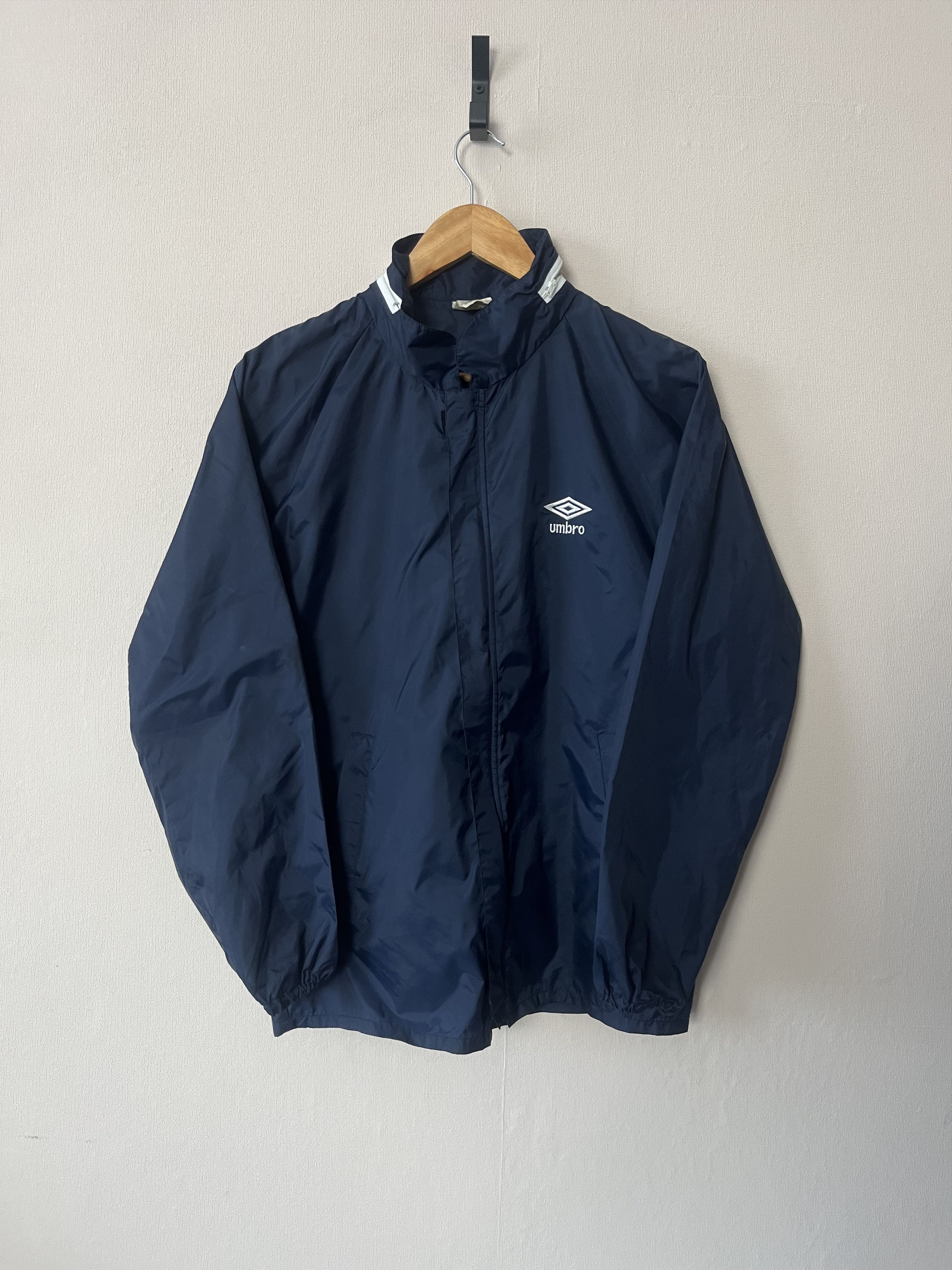Umbro Vintage Y2K Umbro International Zip Hooded Jacket Size US S / EU 44-46 / 1 - 1 Thumbnail