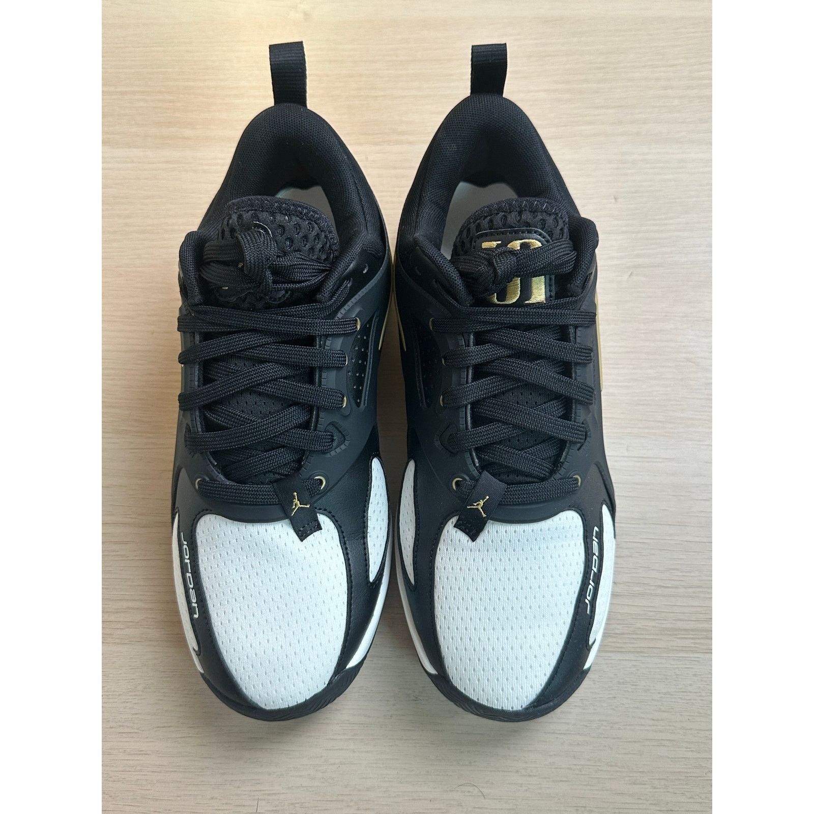 Jordan Brand Jordan Heir Black Basketball Sneaker -Size 7.5M - Mint Size US 7.5 / EU 40-41 - 2 Thumbnail