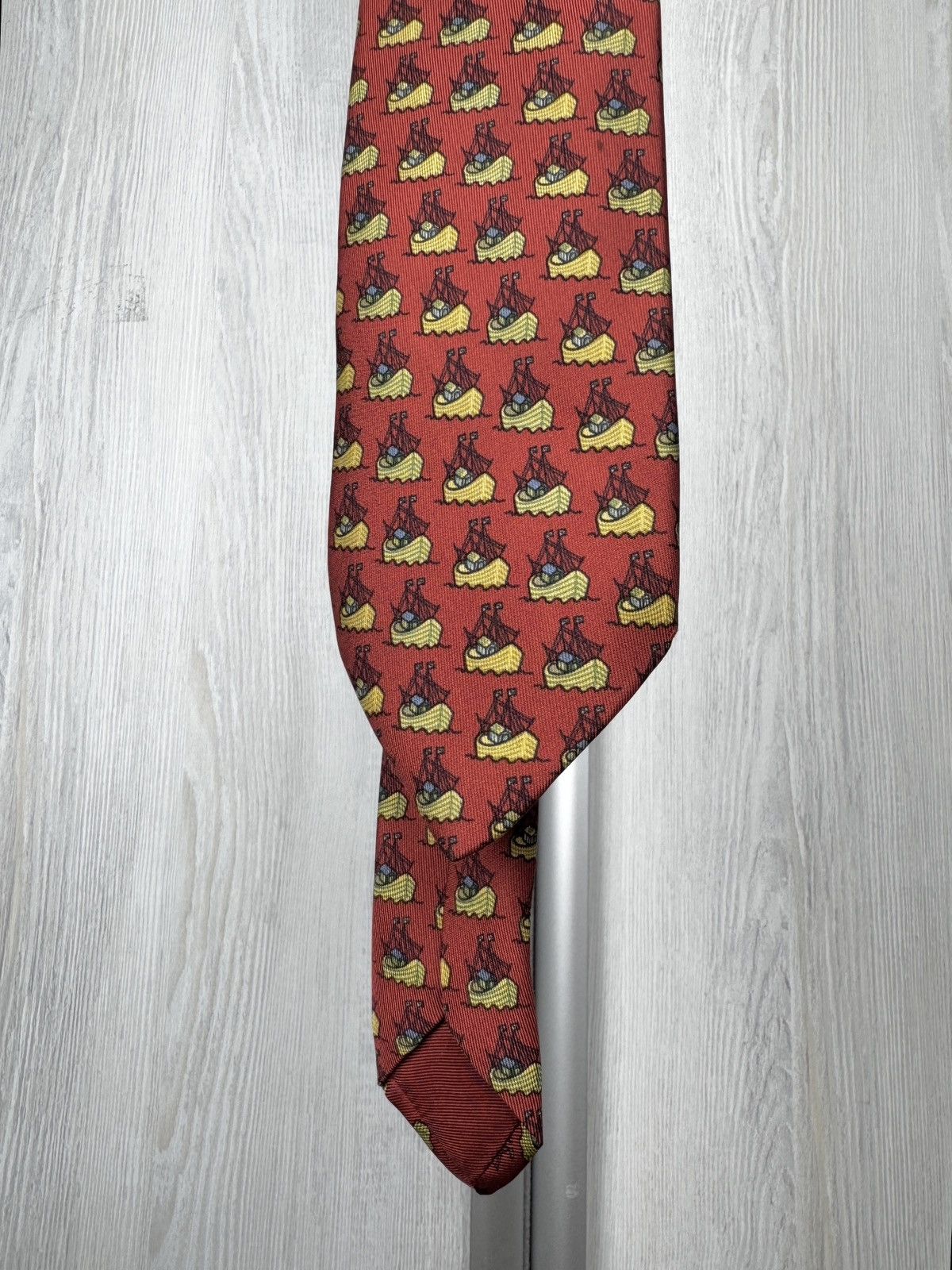Hermes HERMES VINTAGE ARK ON OCEAN TIE NOAH SHIP FRANCE DEEP RED Size ONE SIZE - 2 Thumbnail