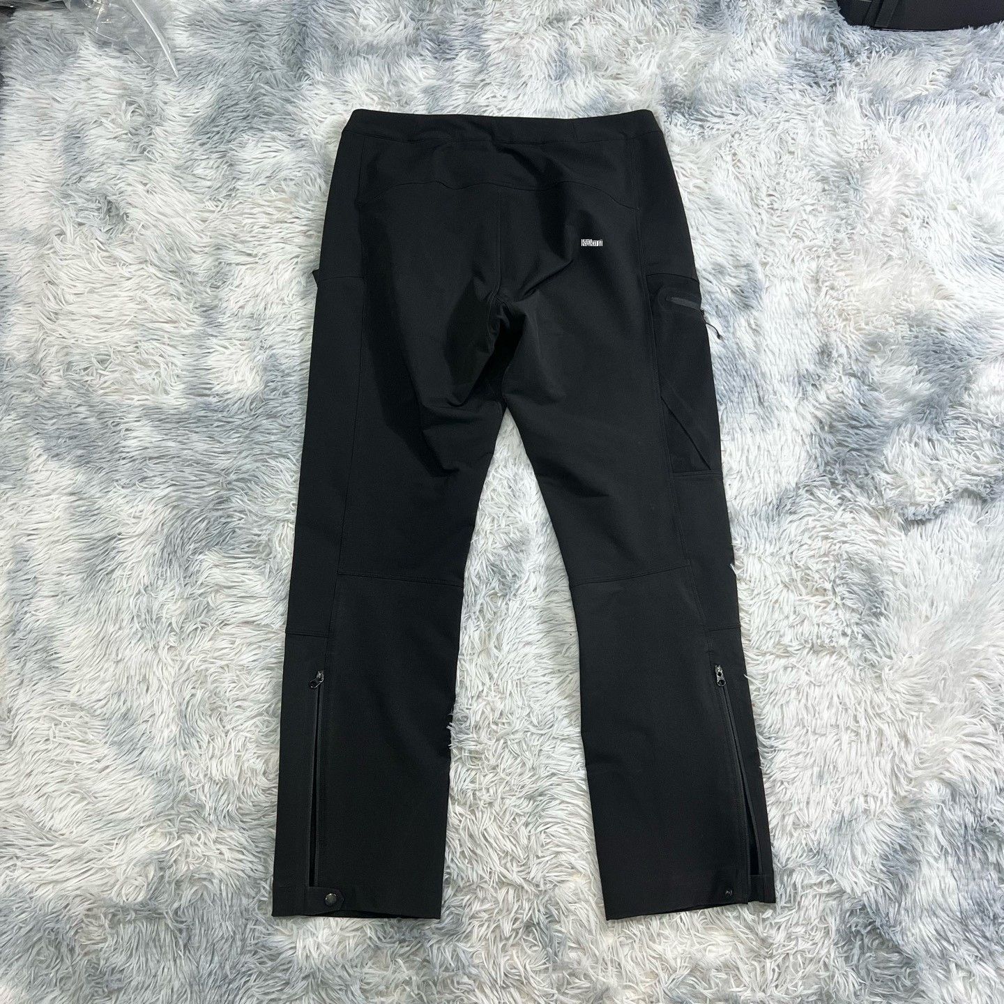 Arc'teryx Arcteryx Pants Size L Size US 32 / EU 48 - 2 Thumbnail
